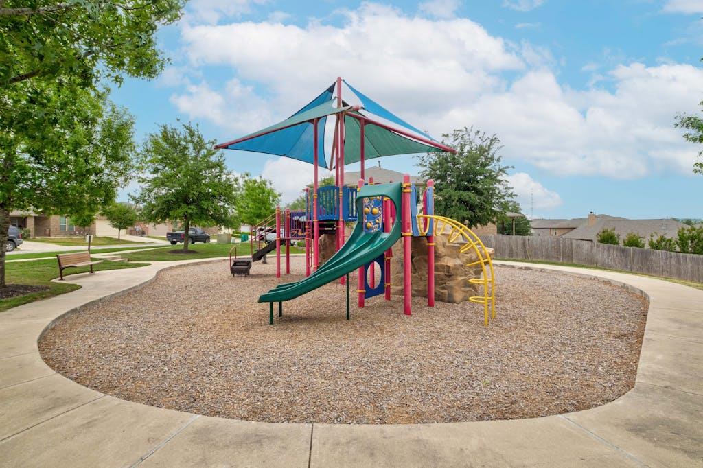 707 Eves Necklace Dr Property Photo 30