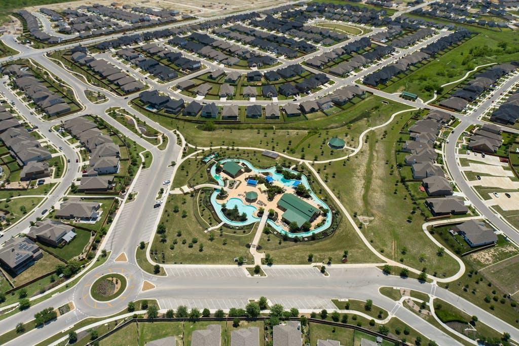 707 Eves Necklace Dr Property Photo 32