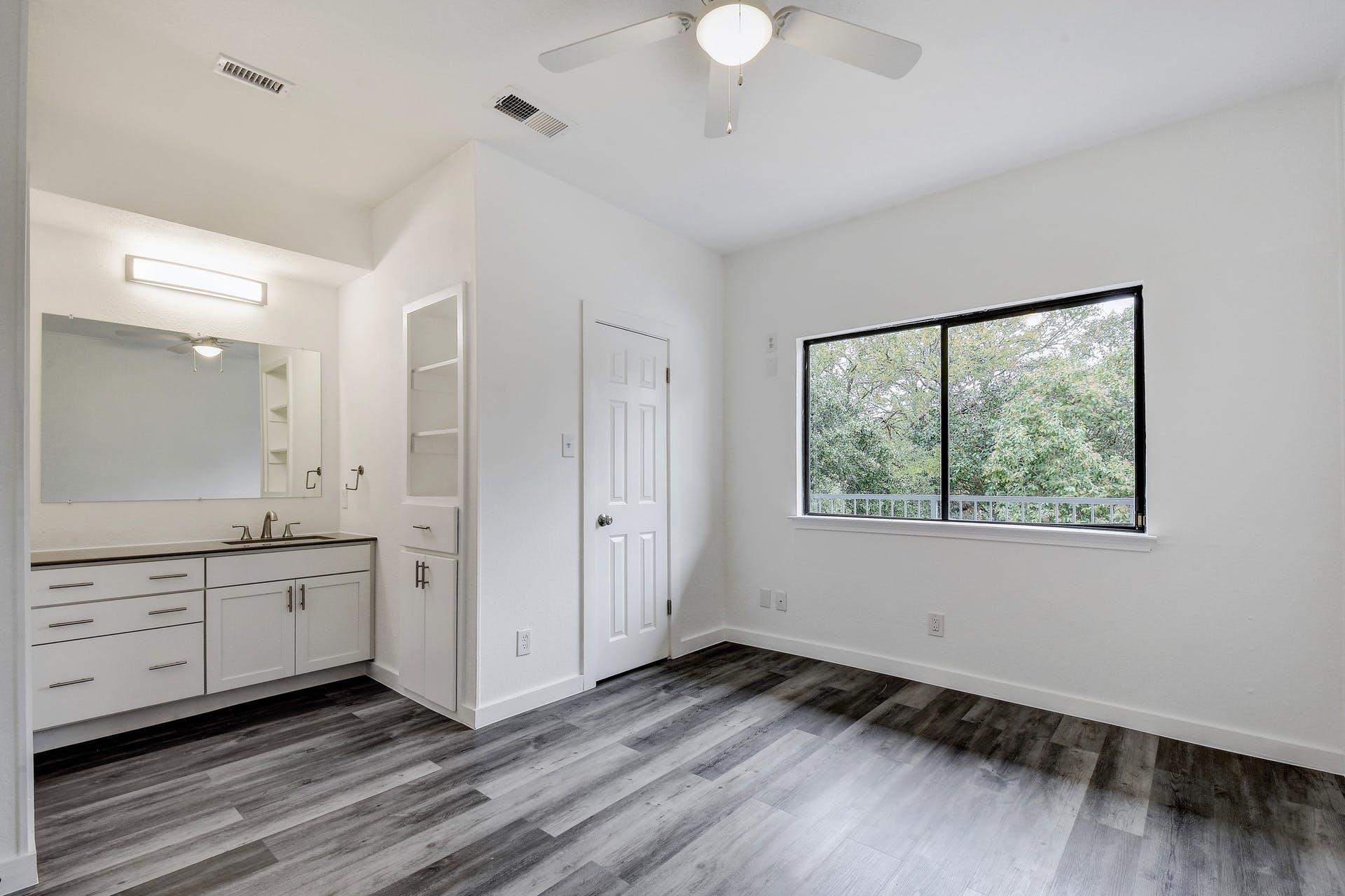 3840 Far West Blvd #215 Property Photo 17