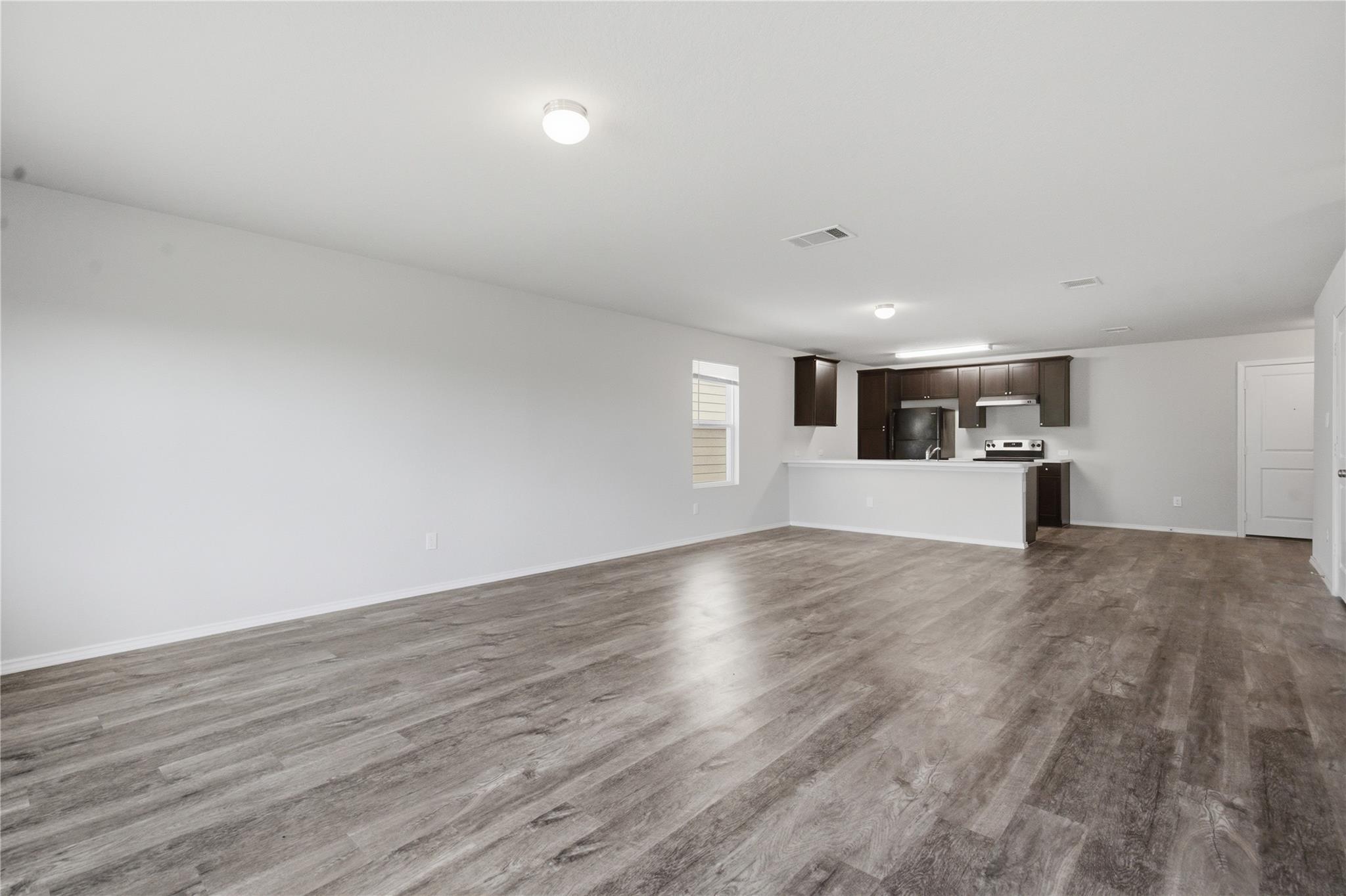10402 Waverunner None Property Photo 5