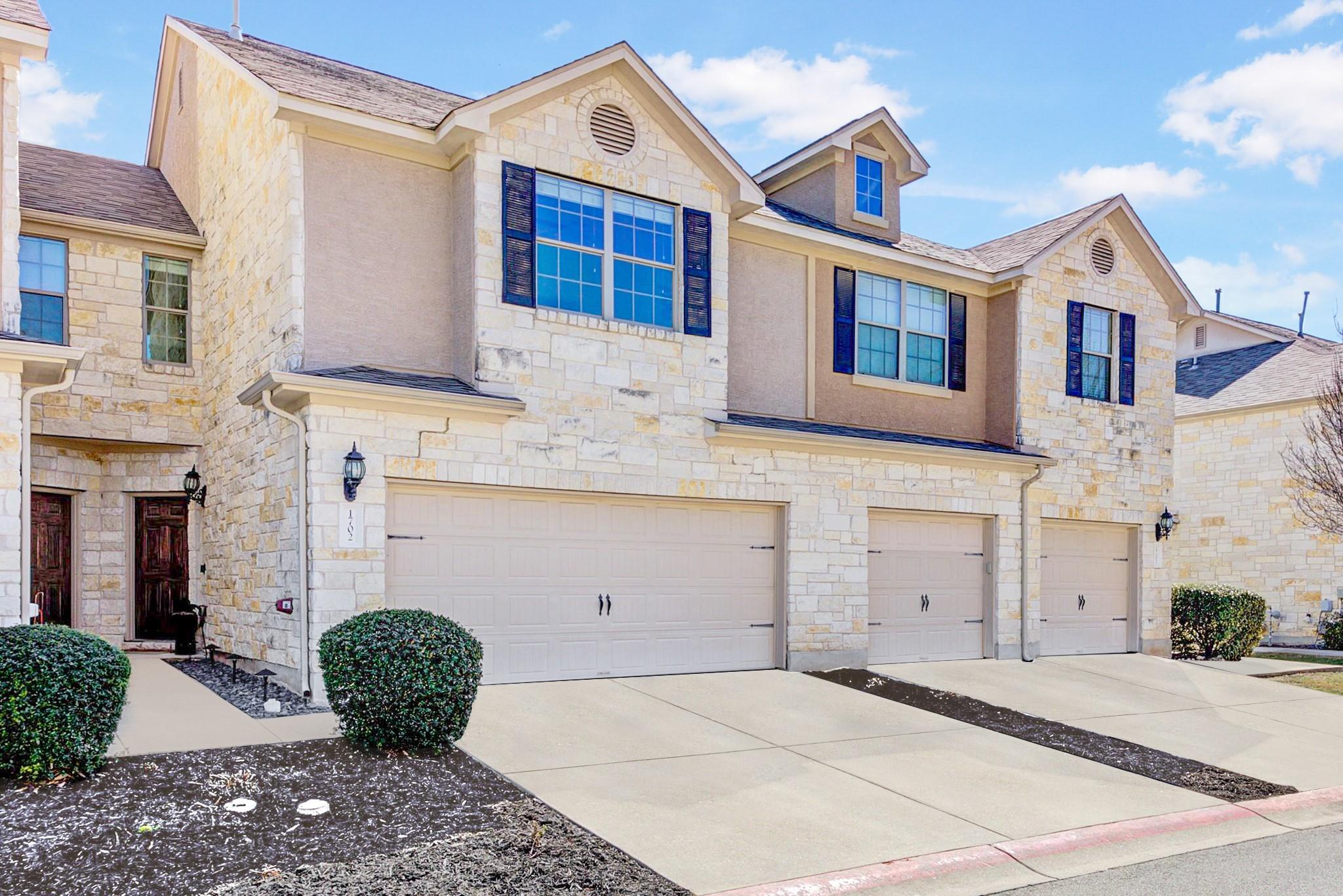 700 Mandarin Flyway Dr 1702 Property Photo 2