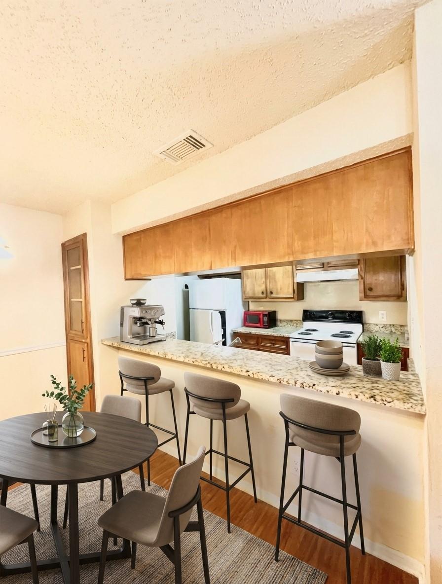 10616 Mellow Mdws #40b Property Photo 3