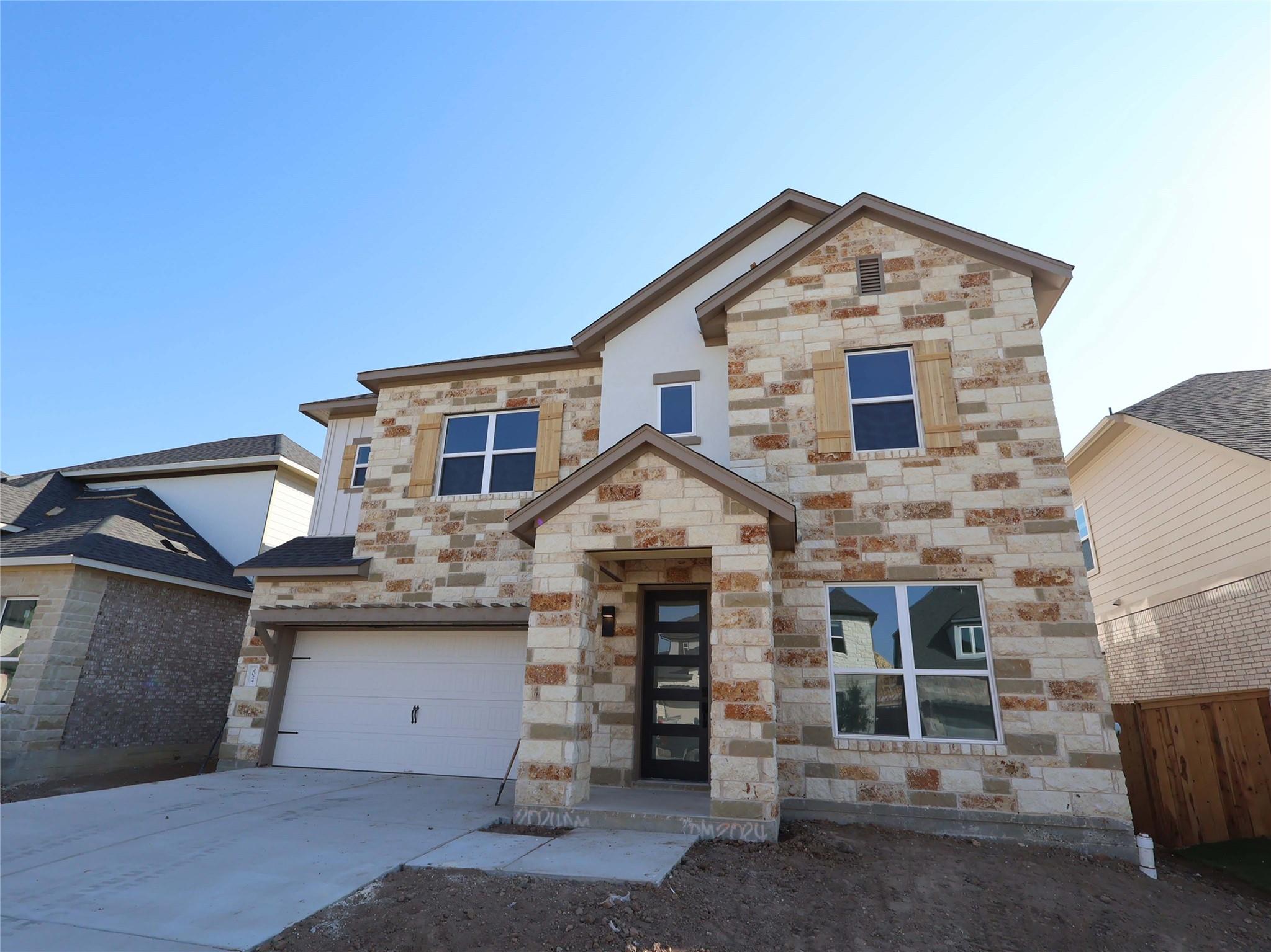 2024 Lolo Ln Property Photo 1