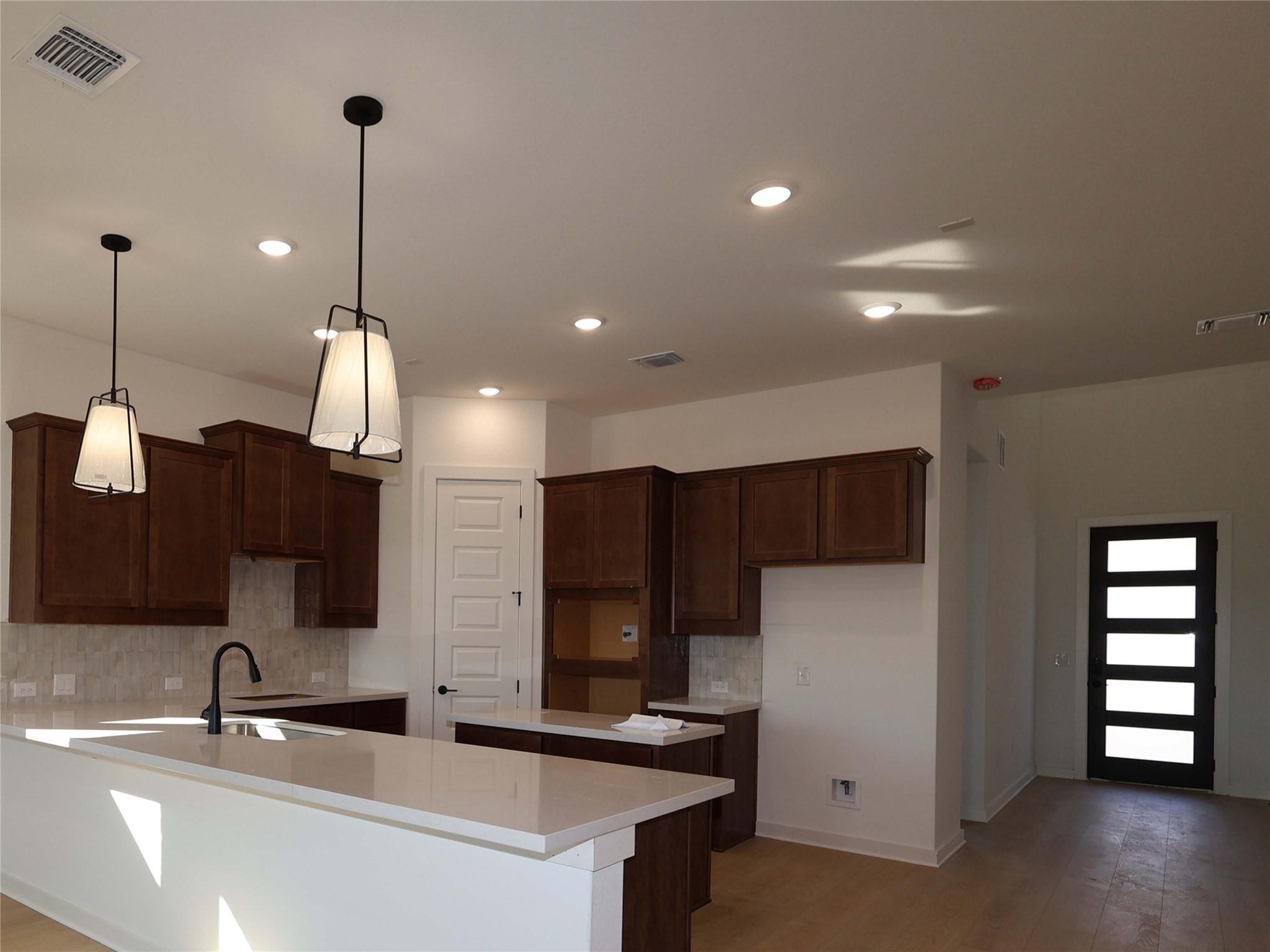 2024 Lolo Ln Property Photo 9