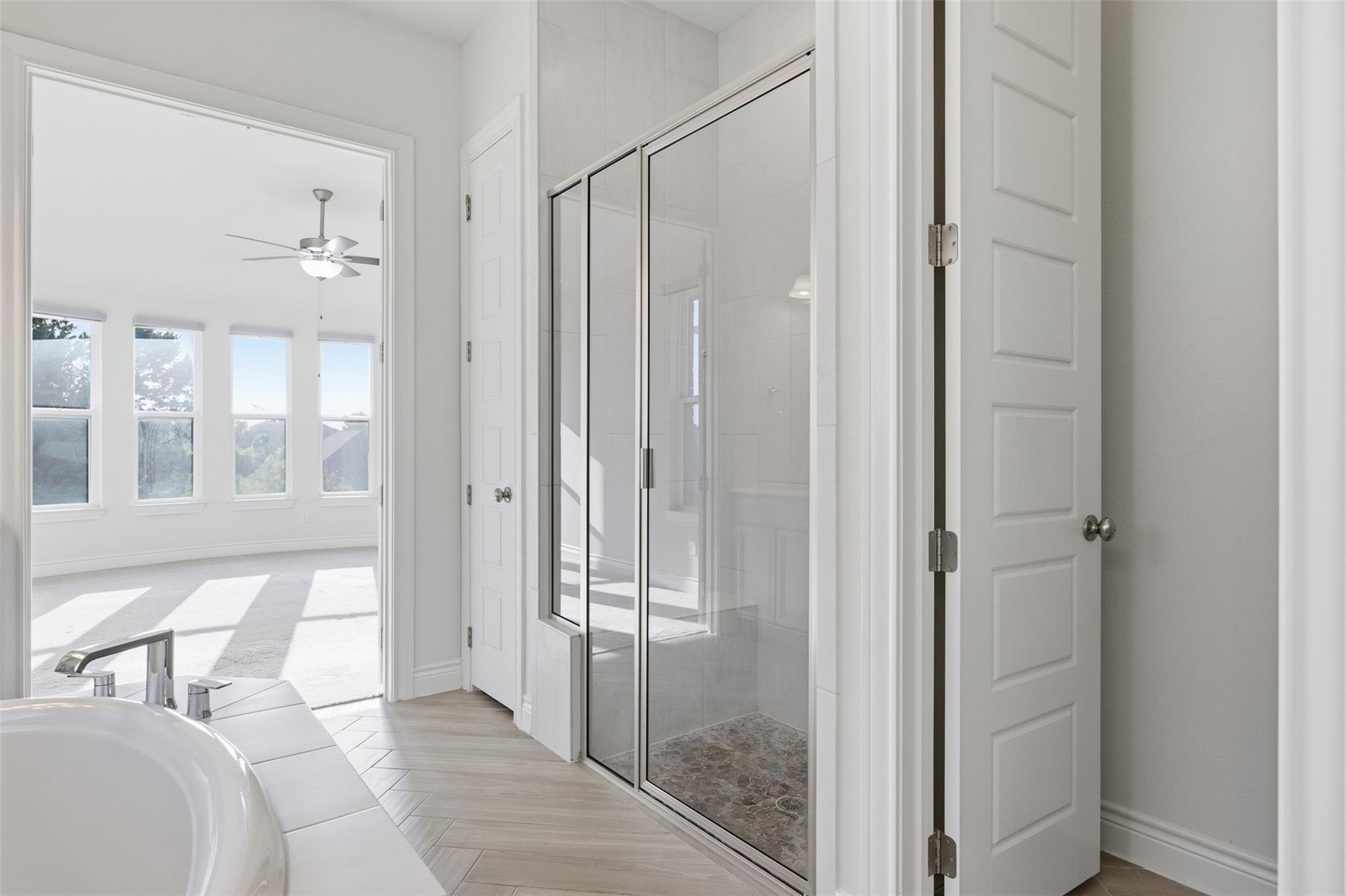 905 Almeria Bnd Property Photo 17