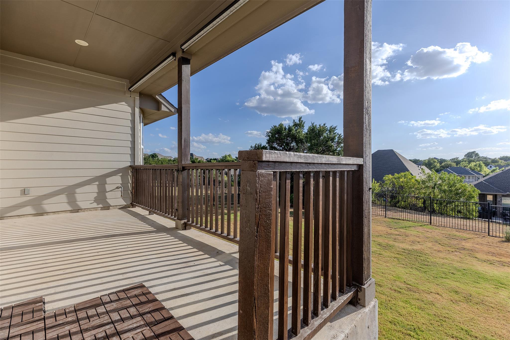 905 Almeria Bnd Property Photo 30