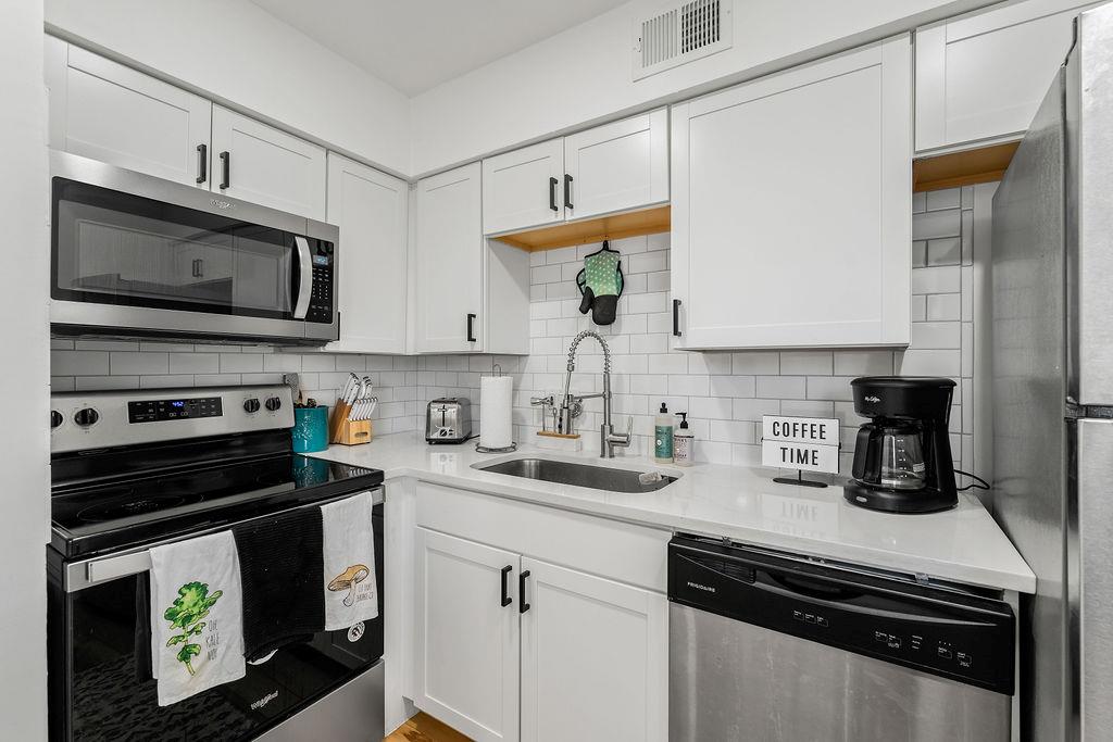 1840 Burton Dr #172 Property Photo 11