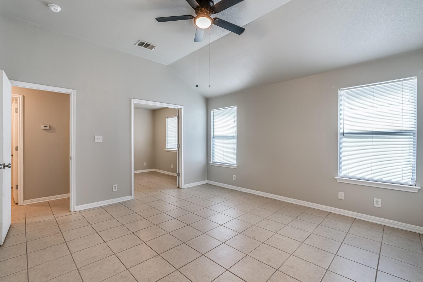 8518 Trumpet Cir Property Photo 14