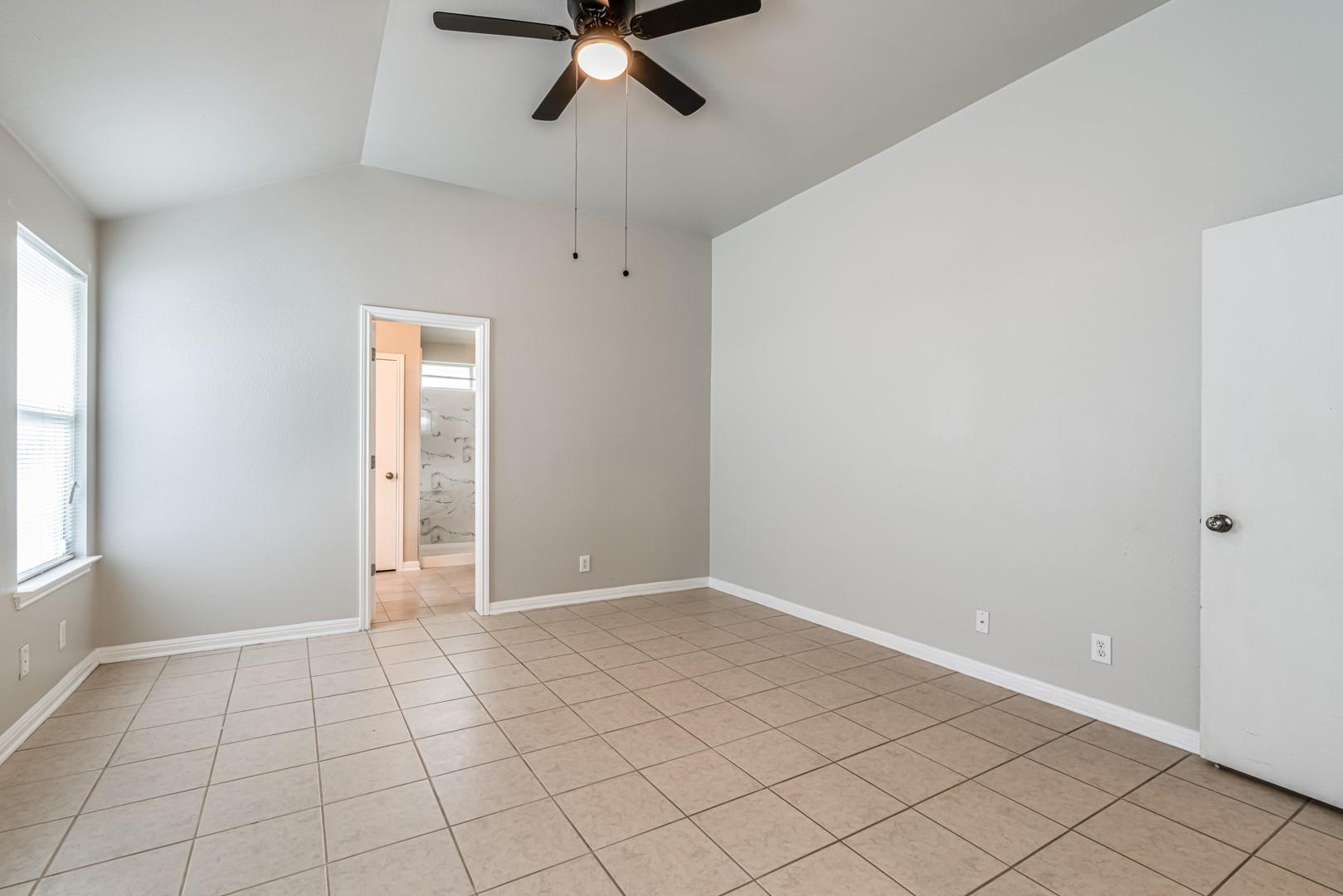 8518 Trumpet Cir Property Photo 15