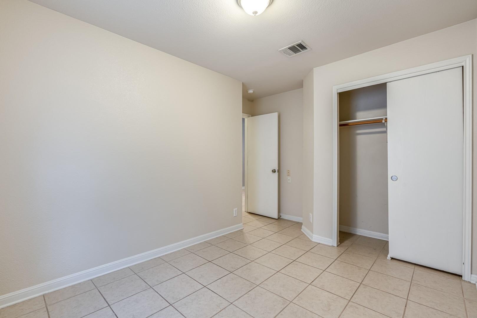 8518 Trumpet Cir Property Photo 26
