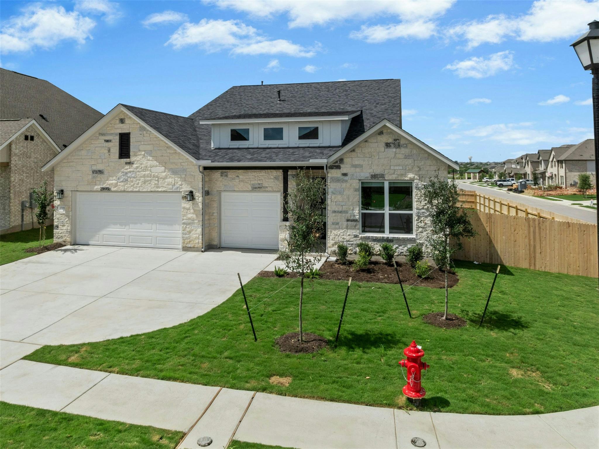 17205 Hope Bergman Dr Property Photo 3
