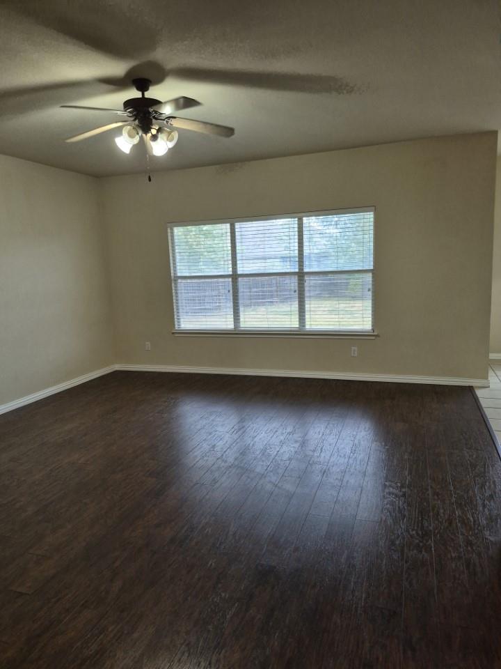 808 Busleigh Castle Way Property Photo 15