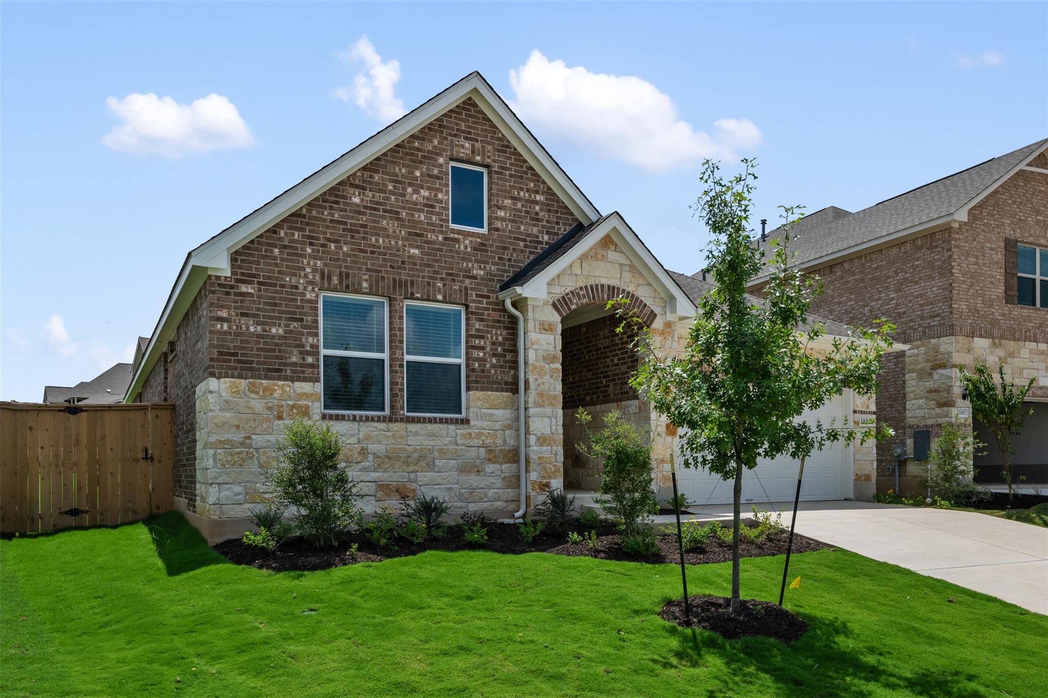 185 Coleto Trl Property Photo 1
