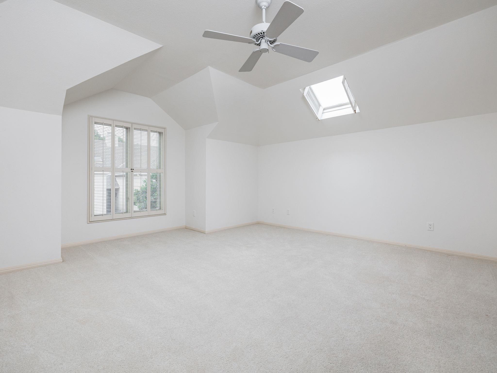 3111 Windsor Rd #e Property Photo 15