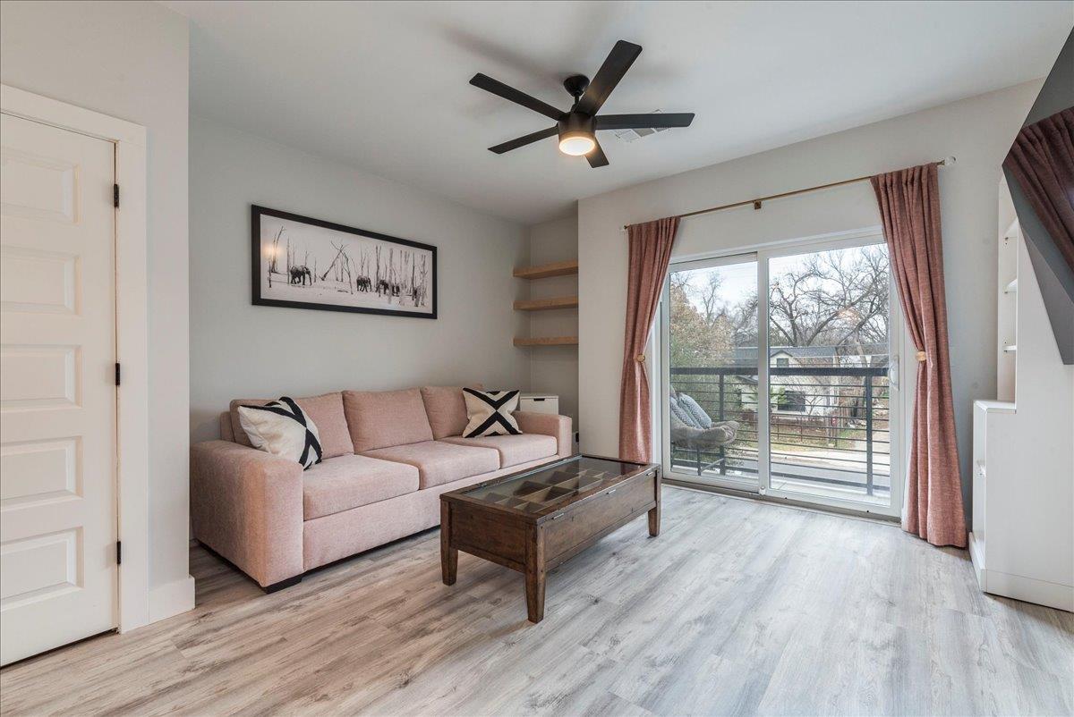 3101 Govalle Ave #220 Property Photo 5