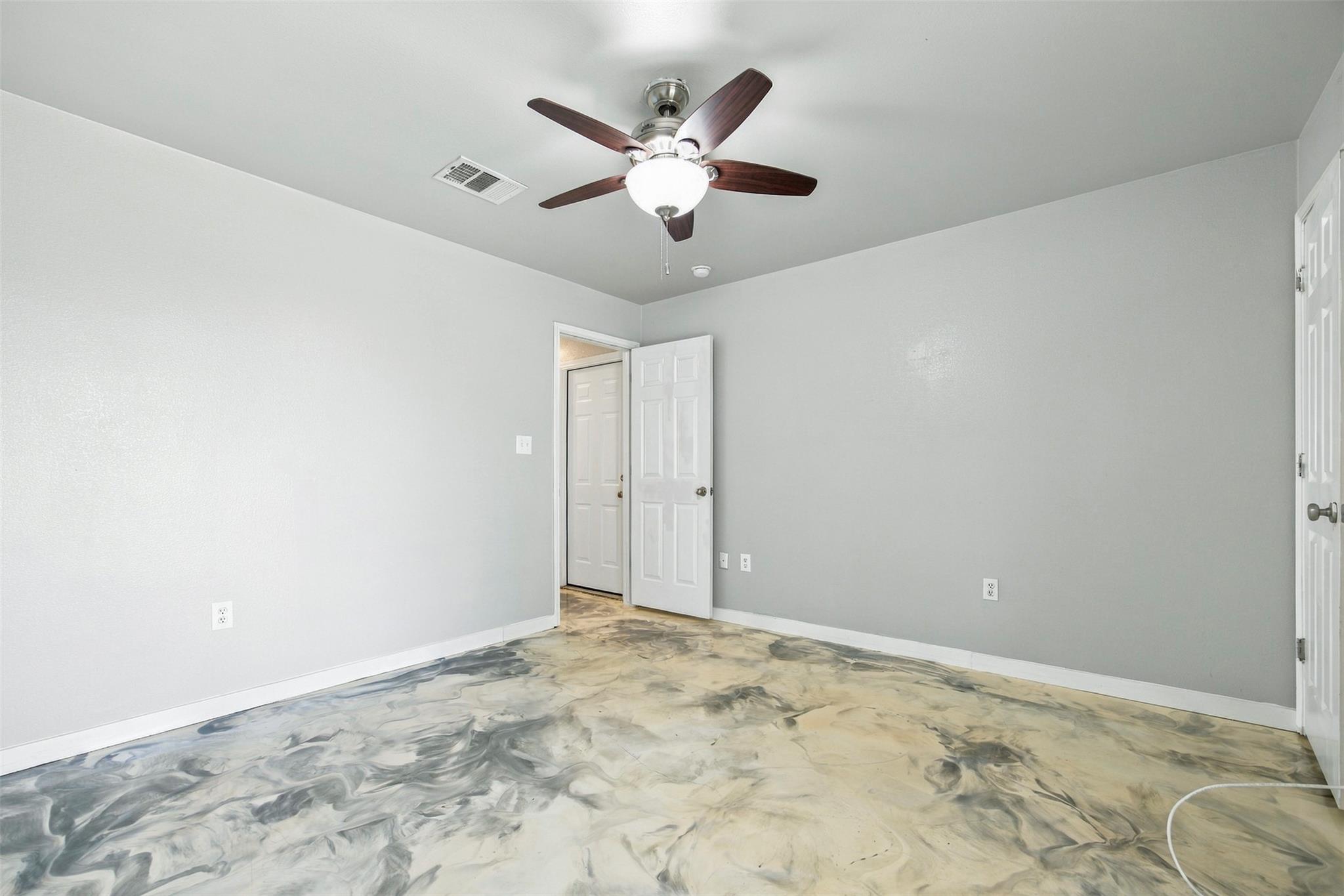 1620 S Turnersville Rd Property Photo 14
