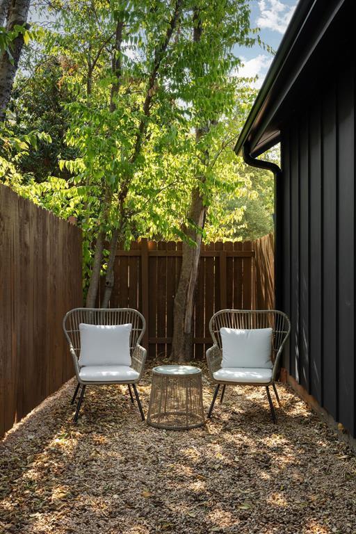 1210 Brentwood St #c Property Photo 11