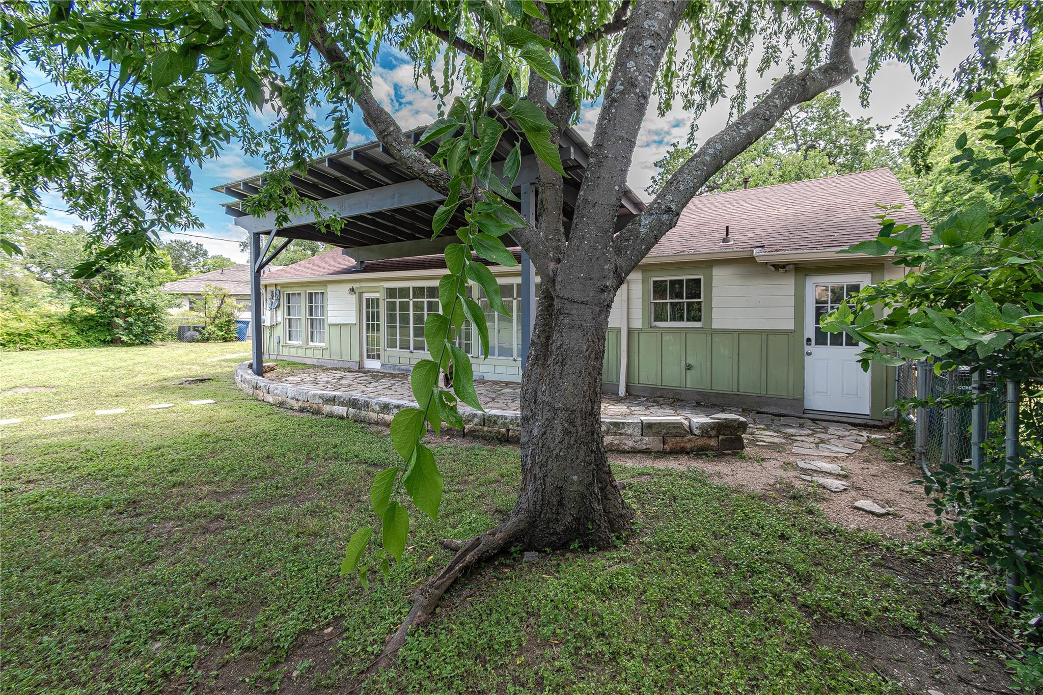 1202 Norwood Rd Property Photo 35