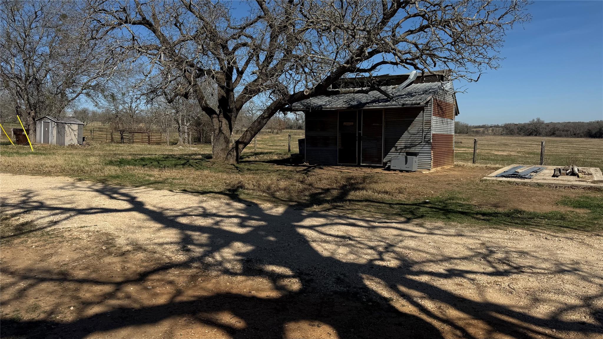 950 S Fm 486 None Property Photo 40