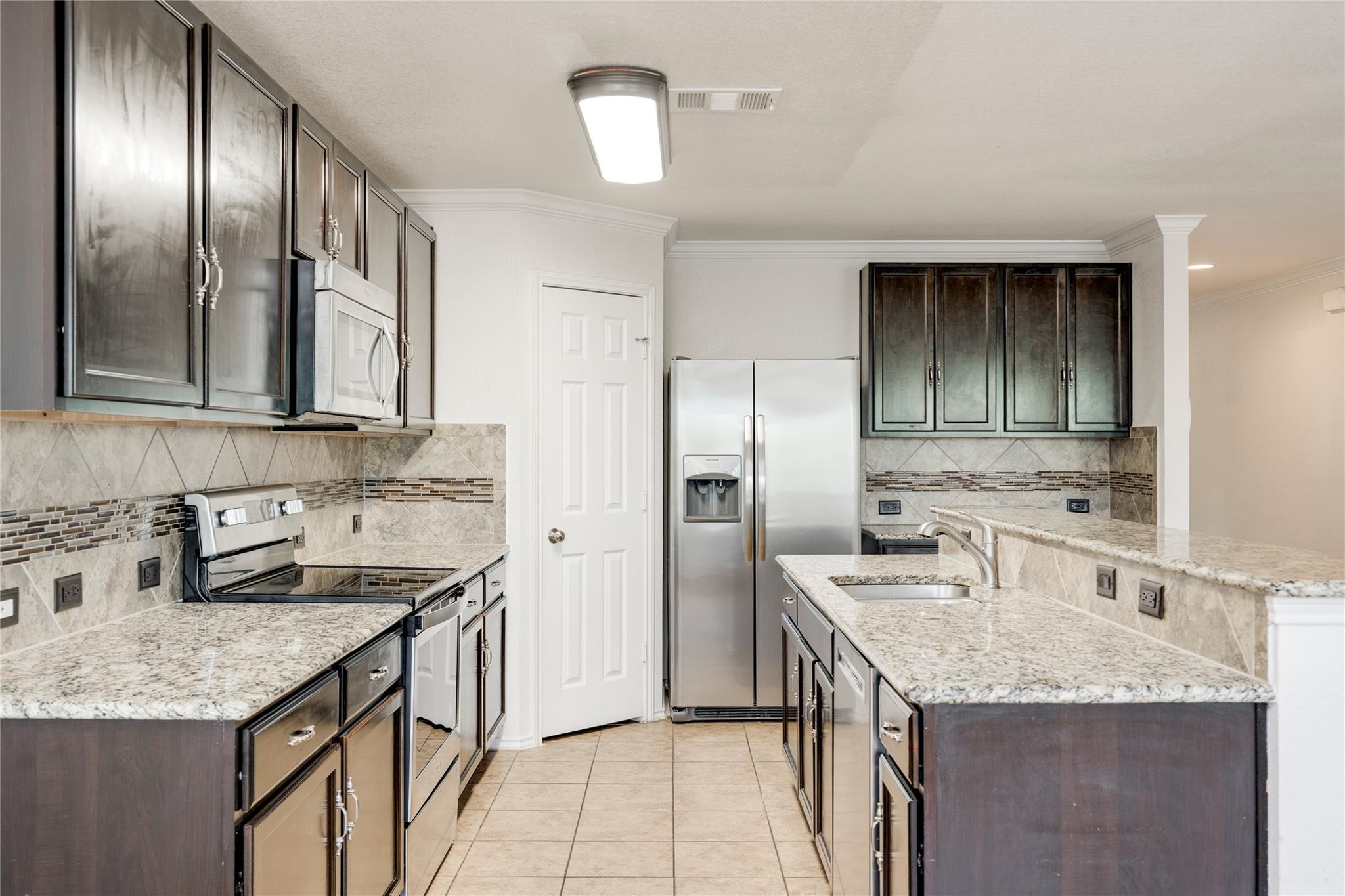 5701 Cass Ct Property Photo 8