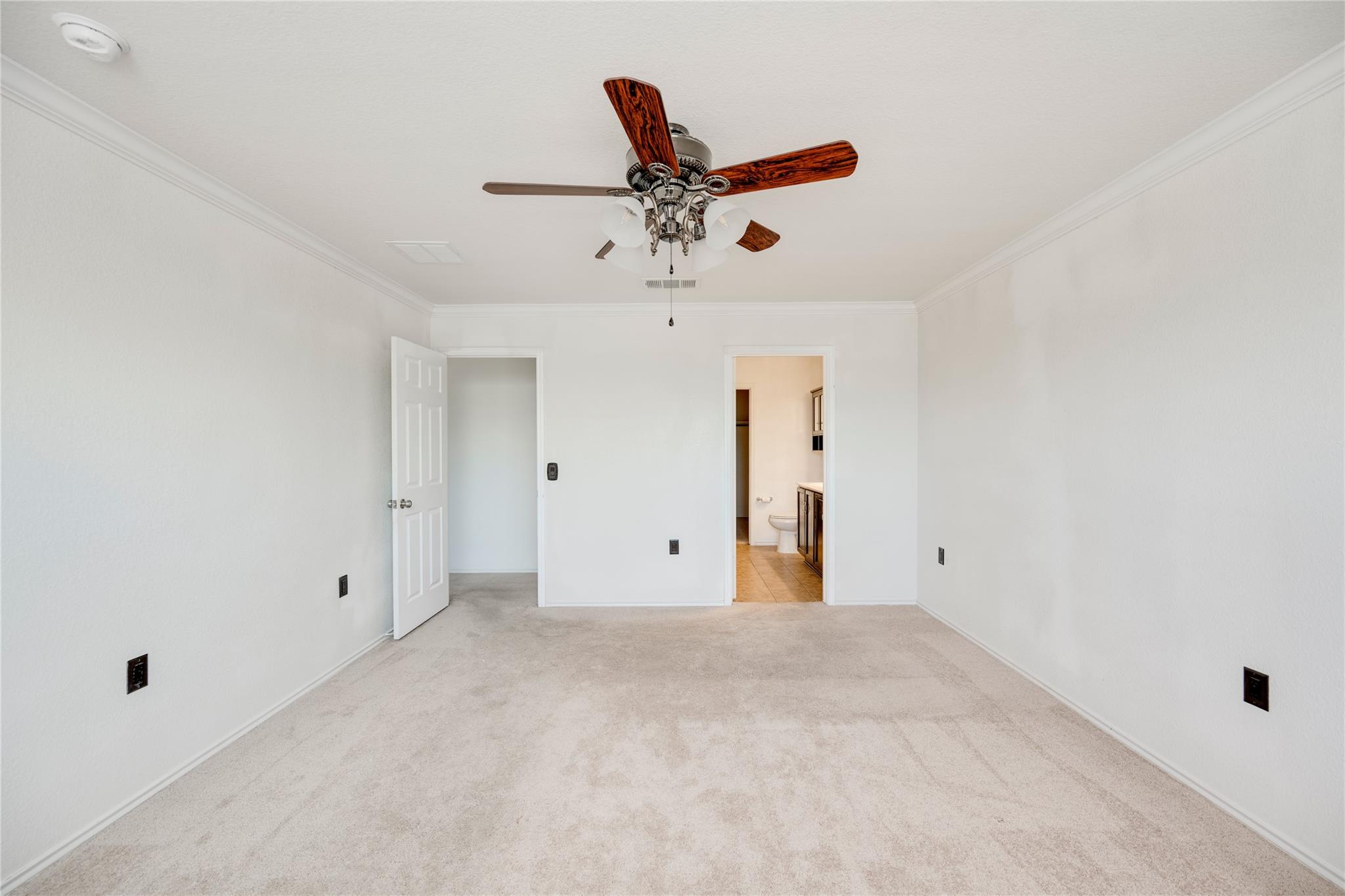 5701 Cass Ct Property Photo 12