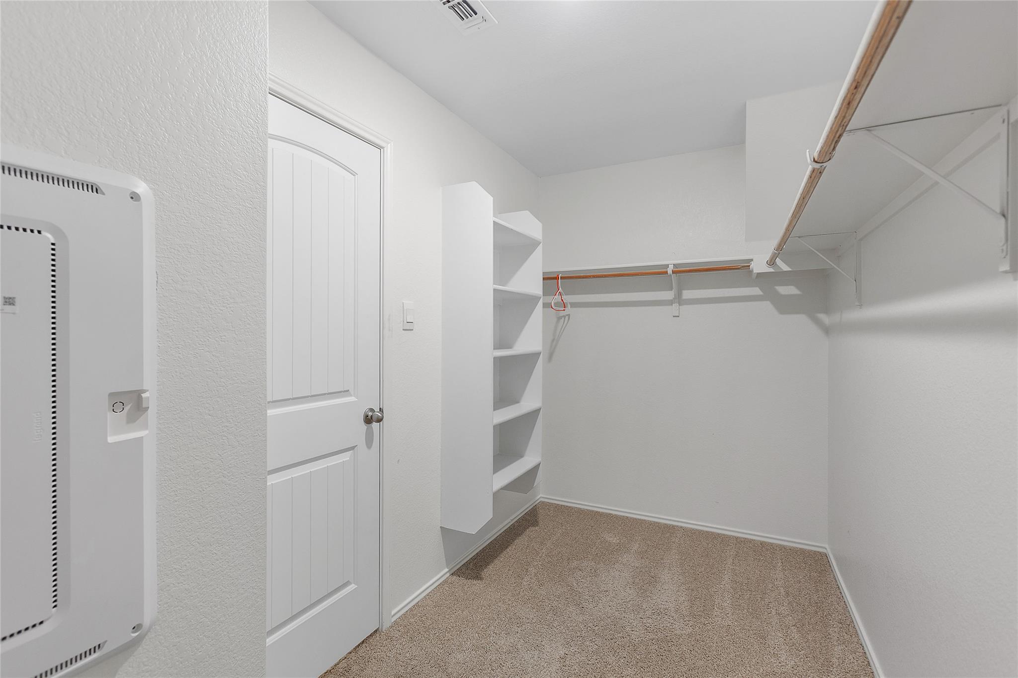 133 Frogmore Loop Property Photo 12
