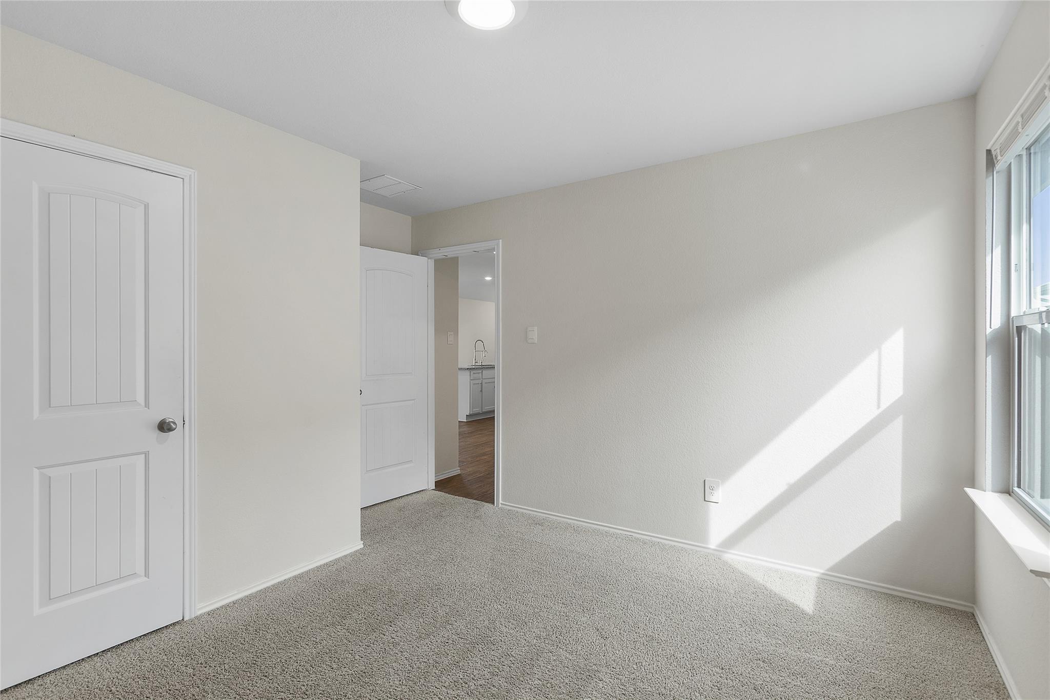 133 Frogmore Loop Property Photo 16