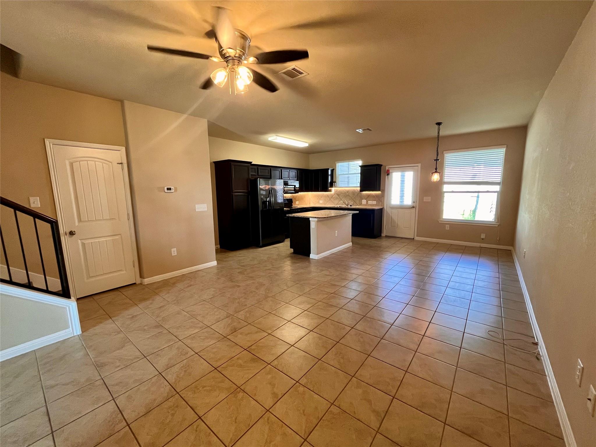 707 Katmai Cir Property Photo 6