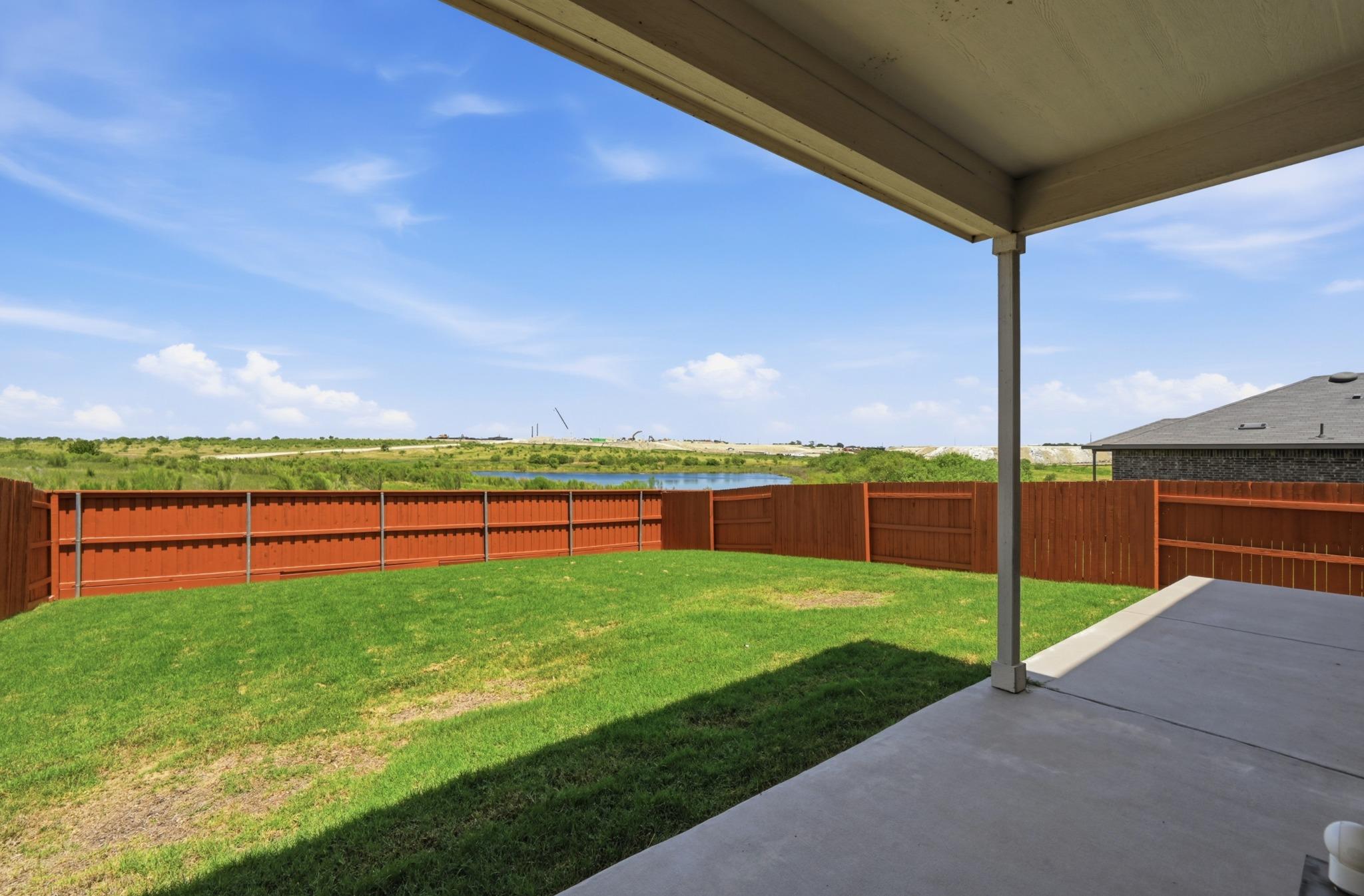 632 Pepperbark Loop Property Photo 25