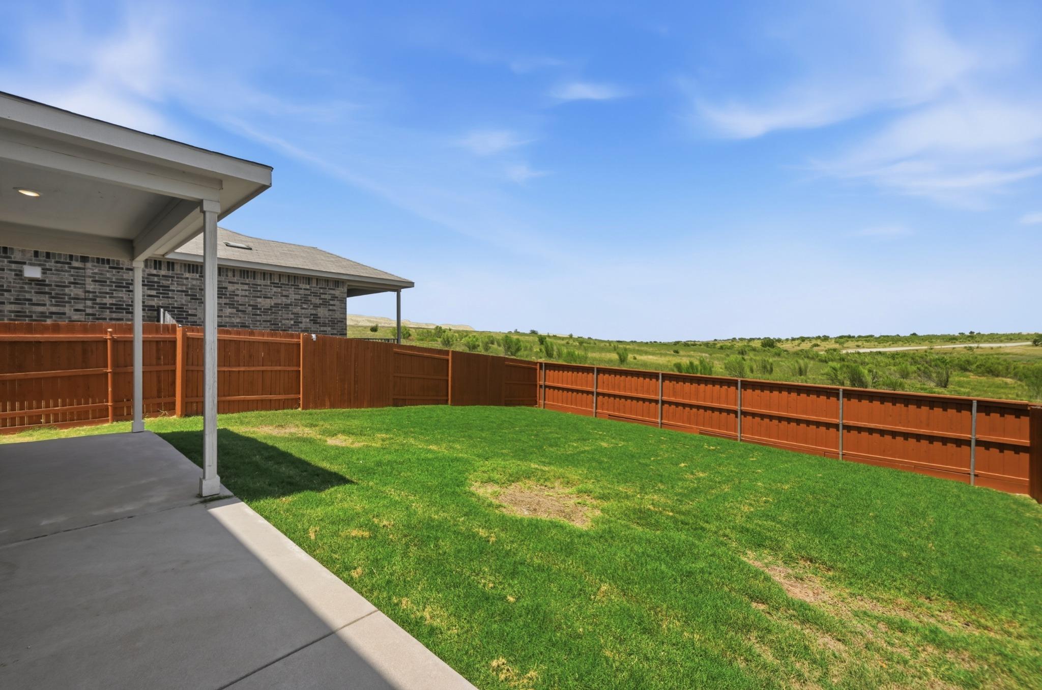 632 Pepperbark Loop Property Photo 26