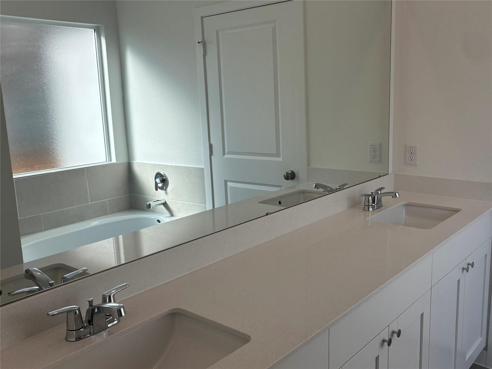 165 Parsons None Property Photo 6