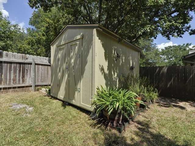 11713 Spotted Horse Dr Property Photo 20