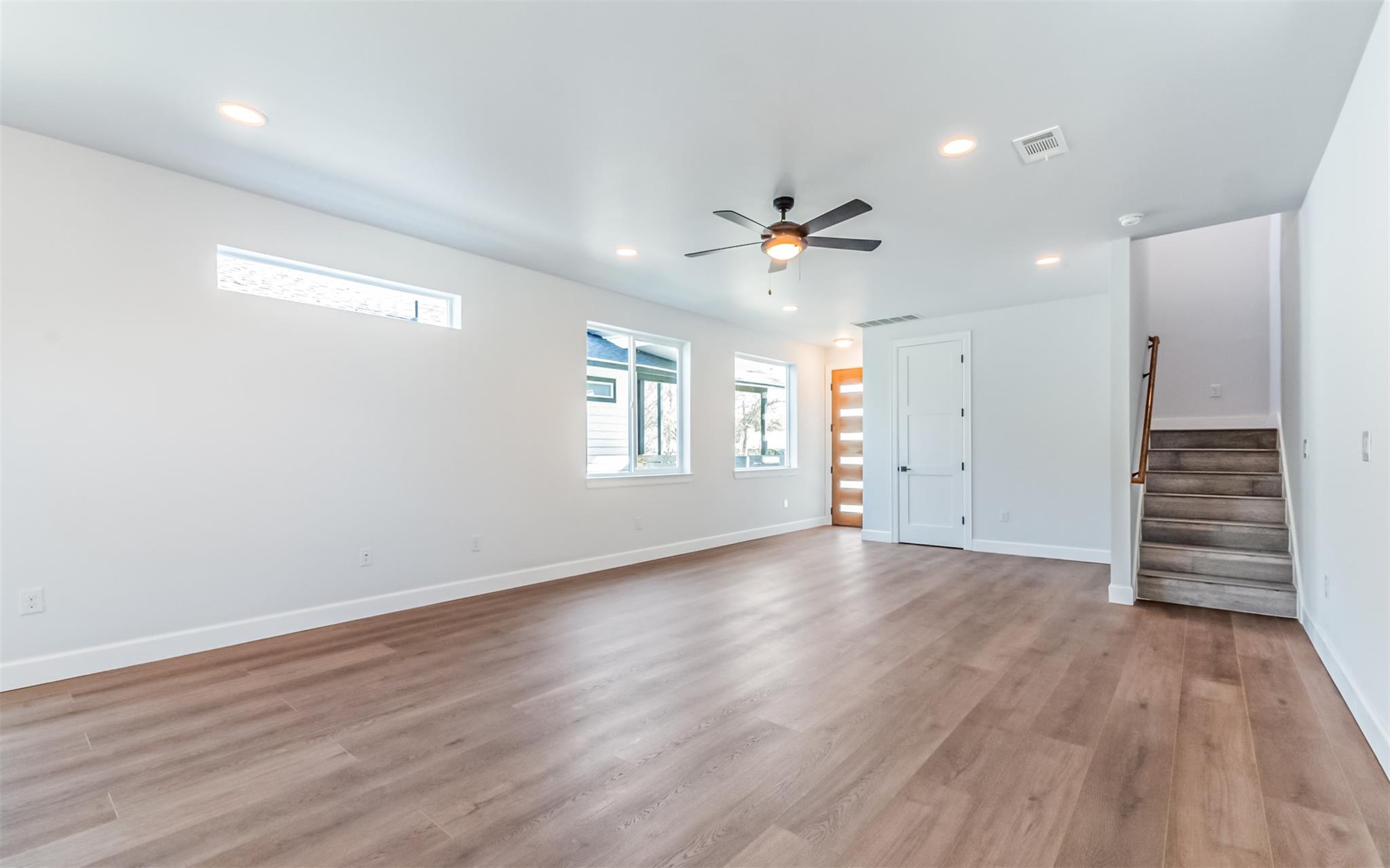 1130 Spur St A Property Photo 3
