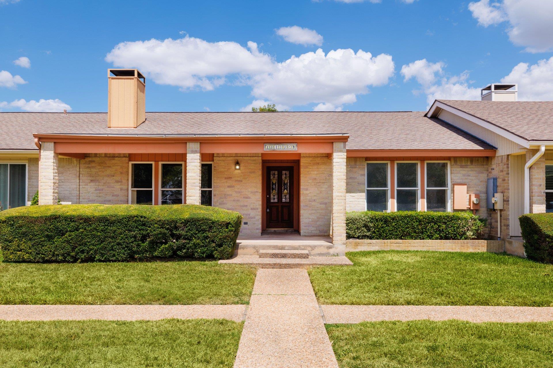 11133 Pinehurst #b Dr #b Property Photo 1