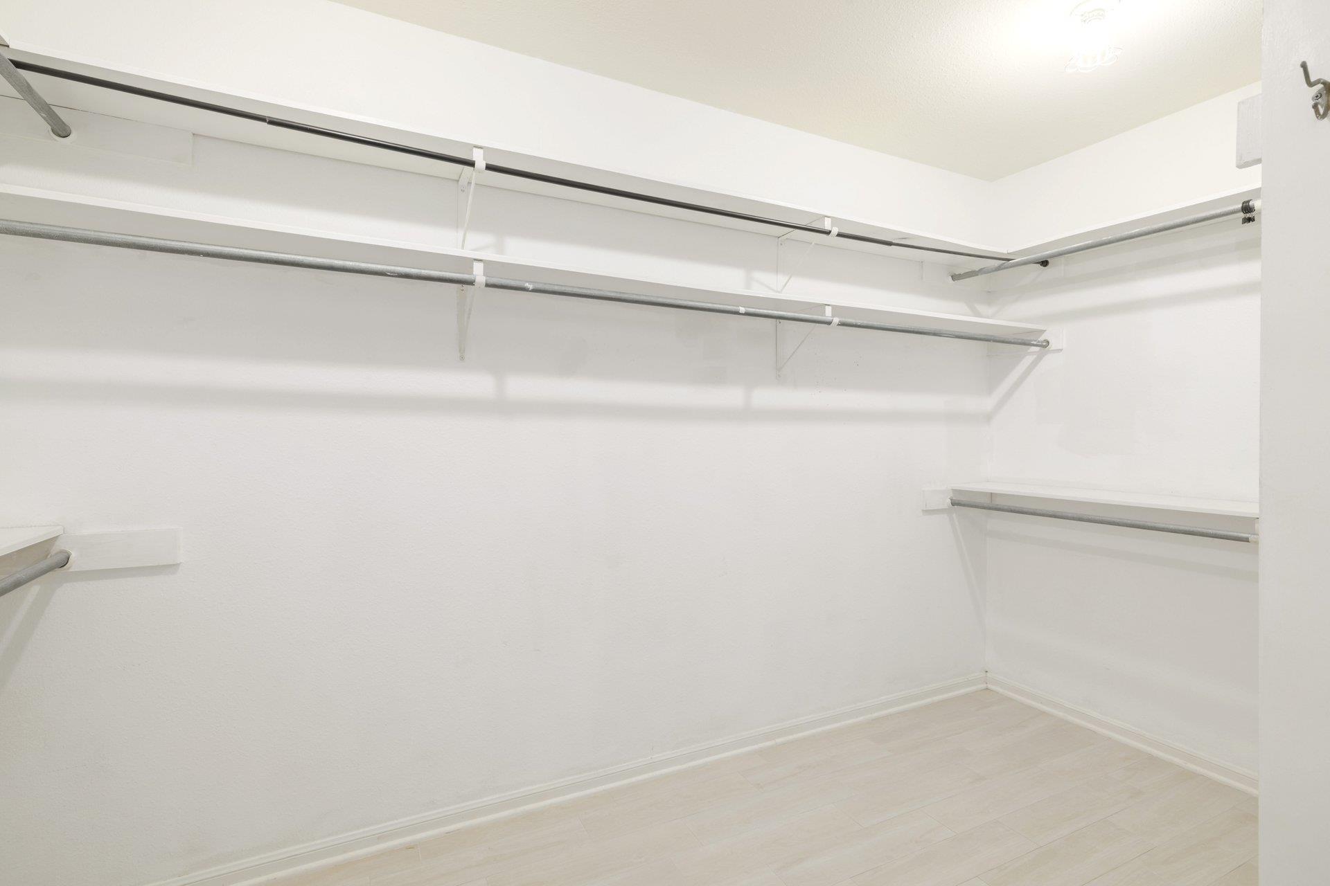 11133 Pinehurst #b Dr #b Property Photo 21