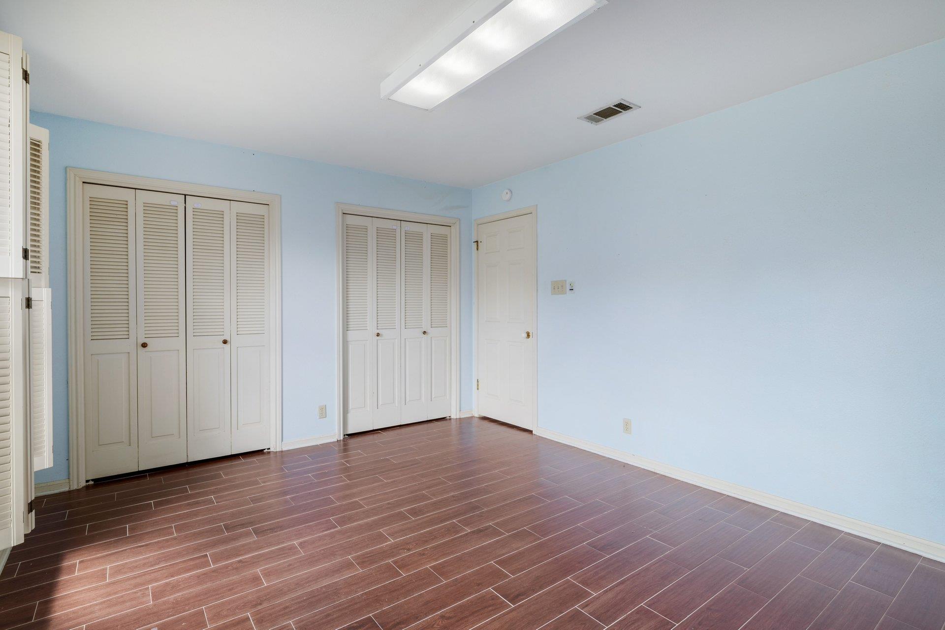 11133 Pinehurst #b Dr #b Property Photo 23