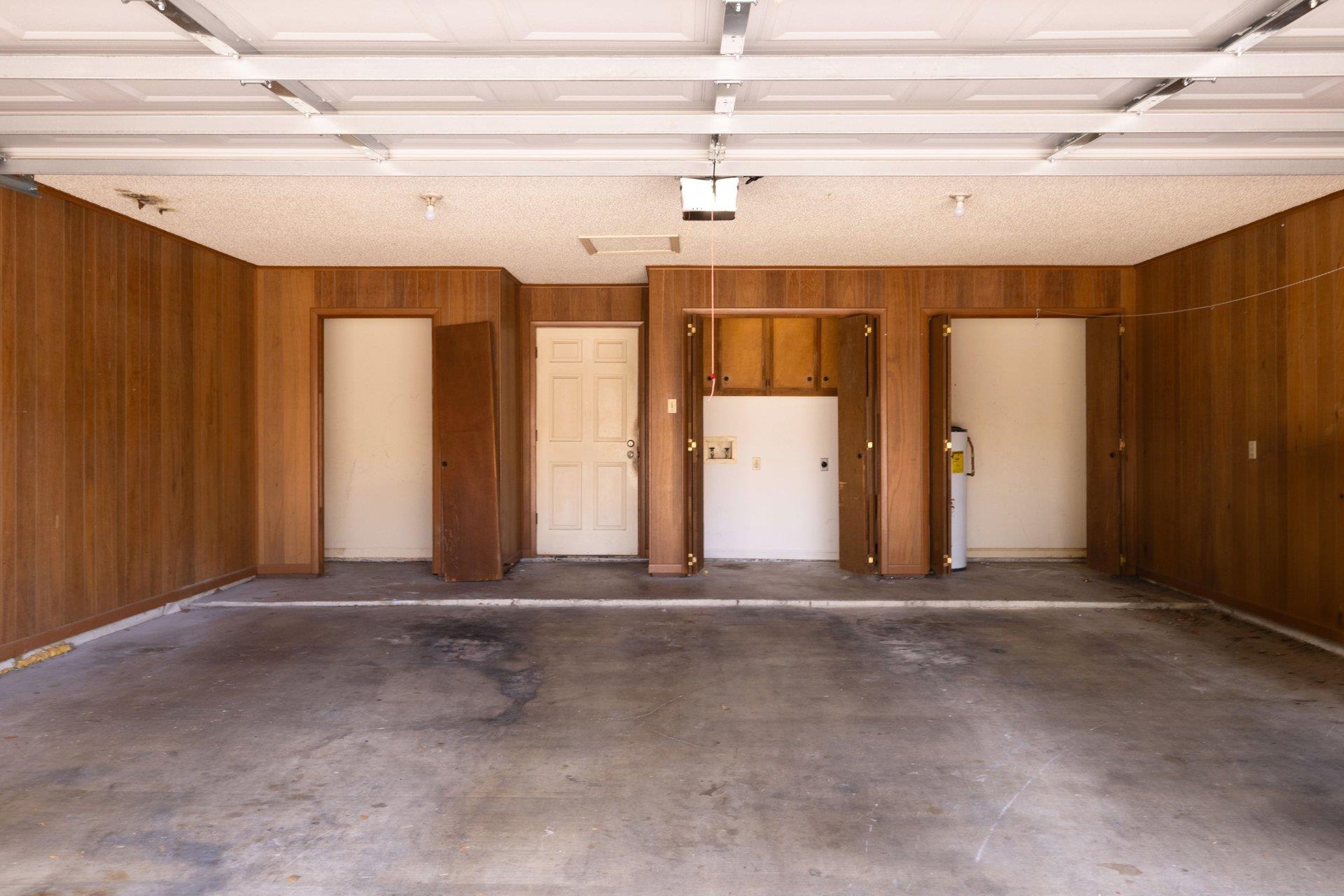 11133 Pinehurst #b Dr #b Property Photo 28