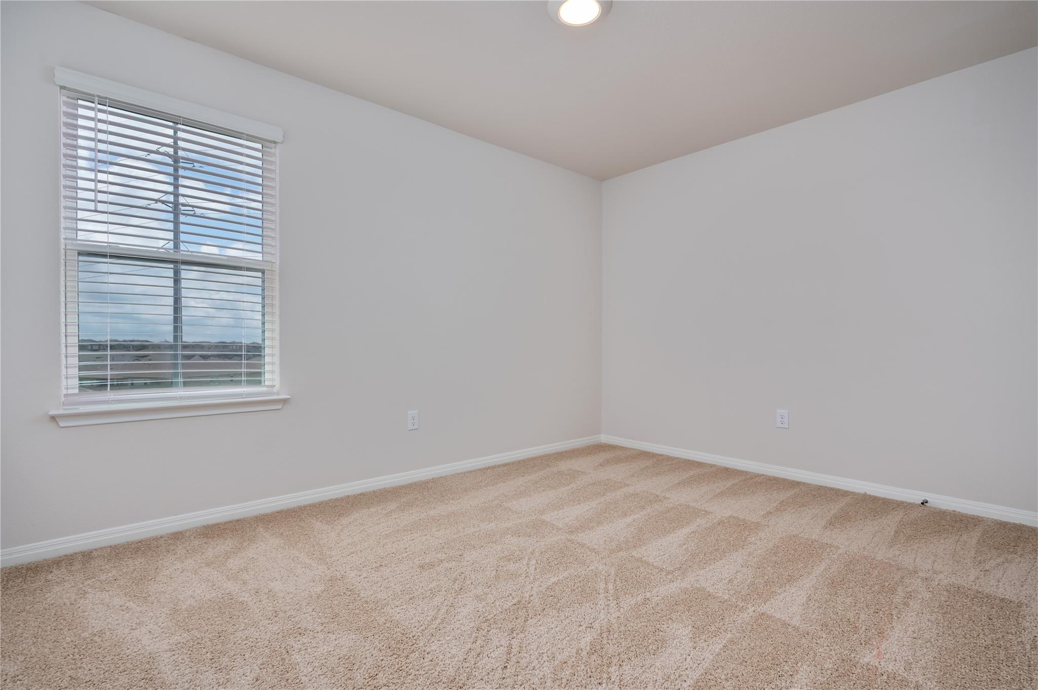 513 Emerald Cv Property Photo 19
