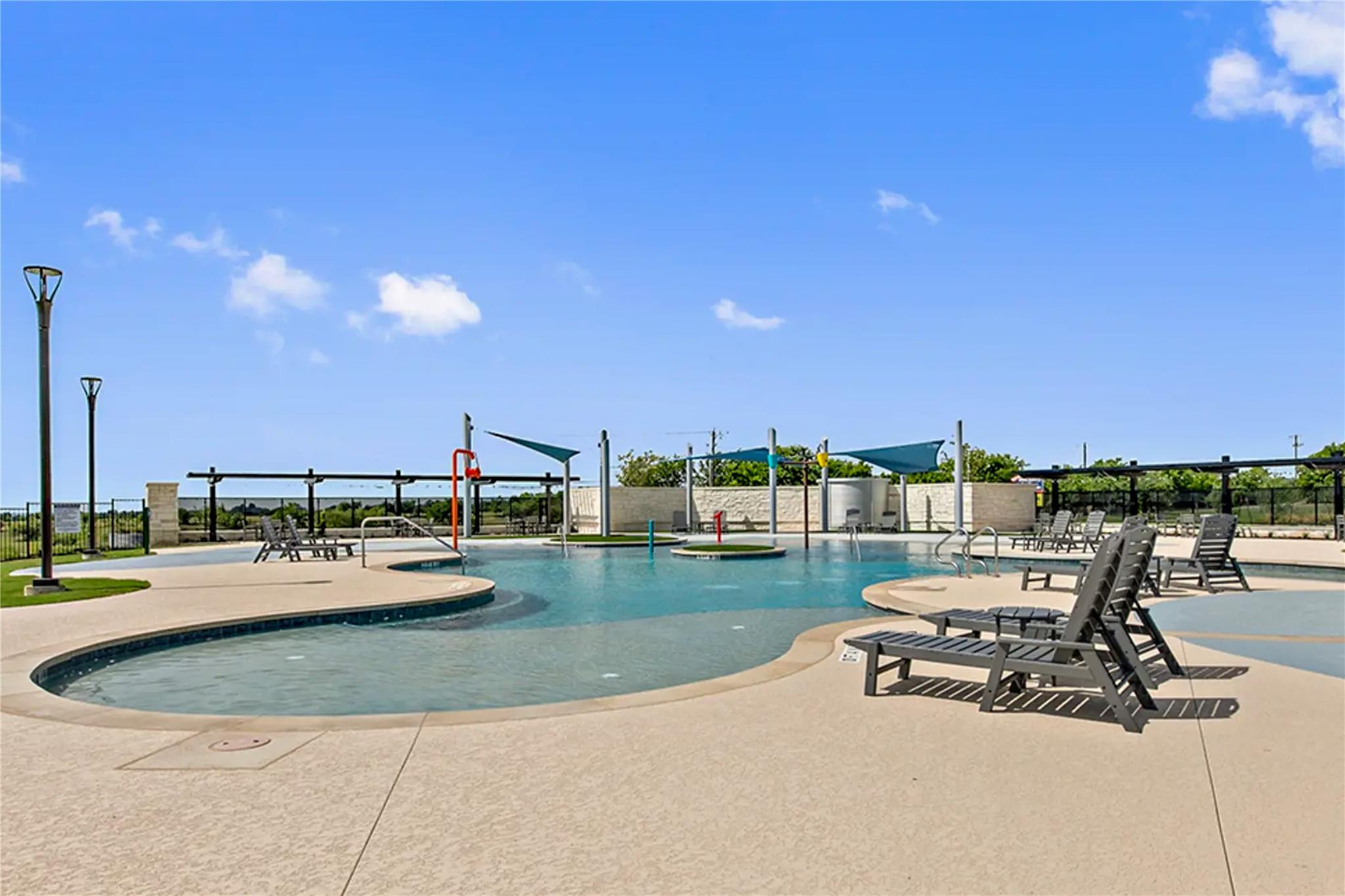 513 Emerald Cv Property Photo 29