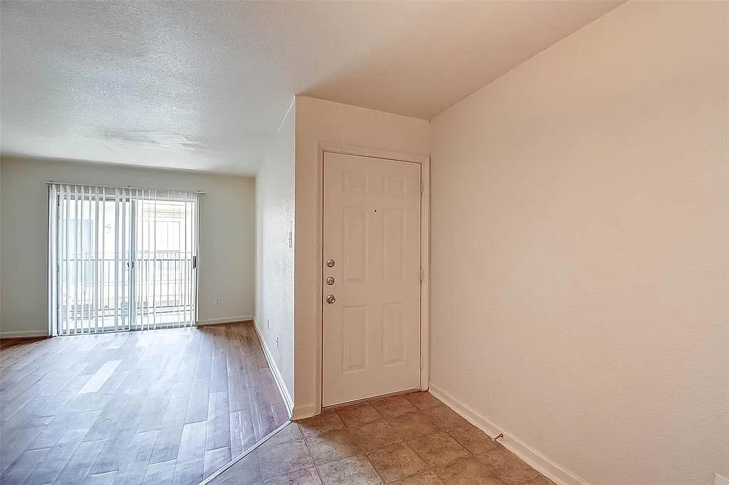 8100 Creekbend Dr #114 Property Photo 1
