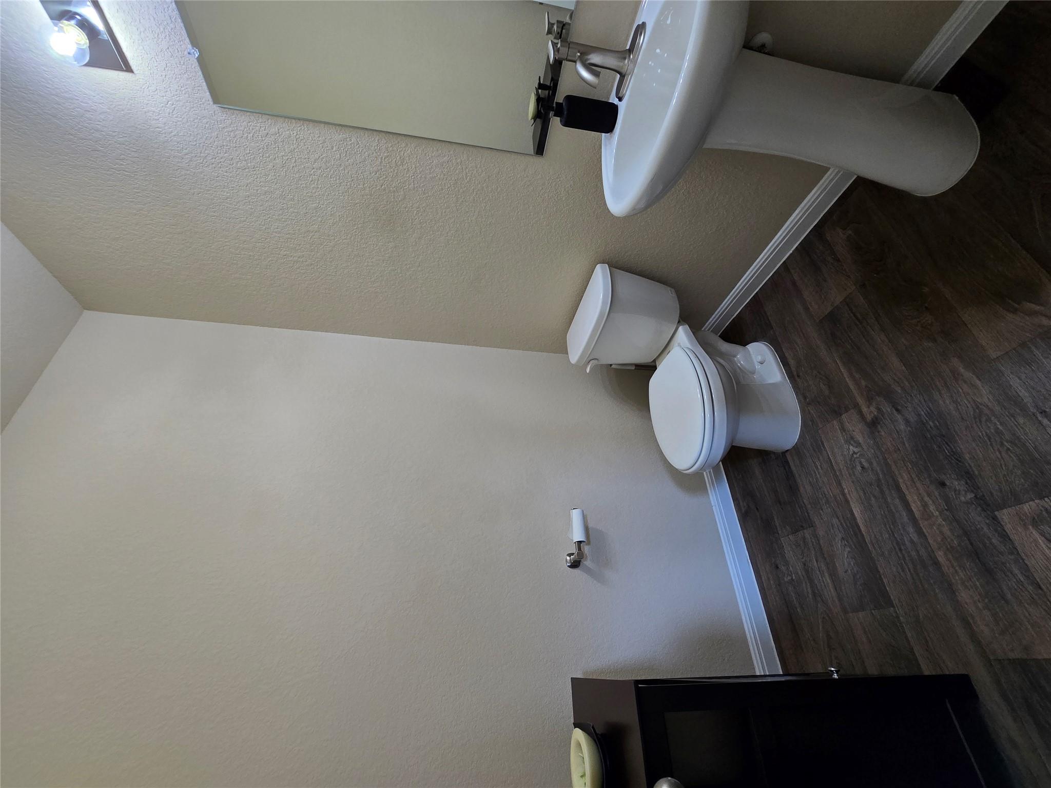 212 Yoakum St Property Photo 10