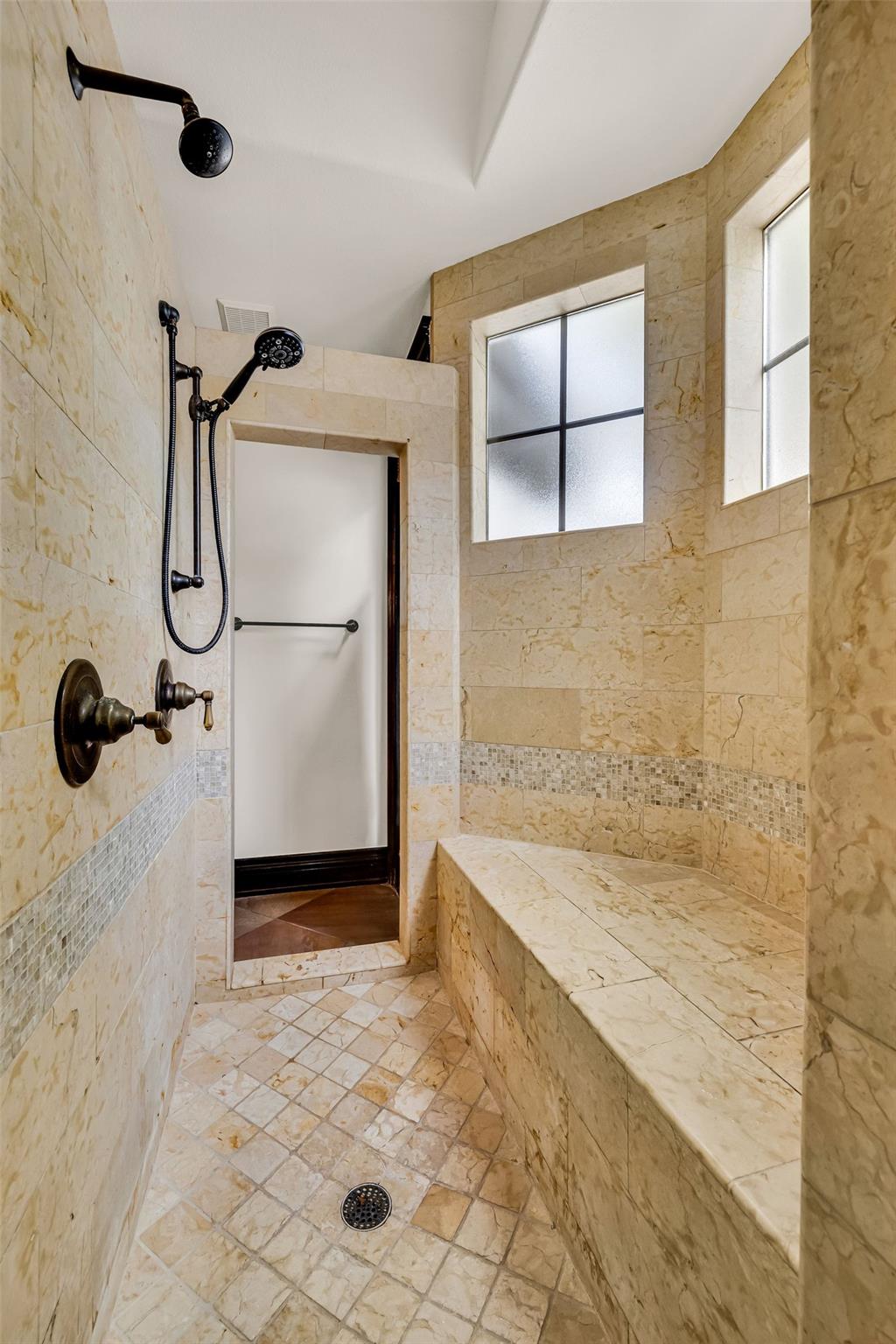 1710 Mount Larson Rd Property Photo 22