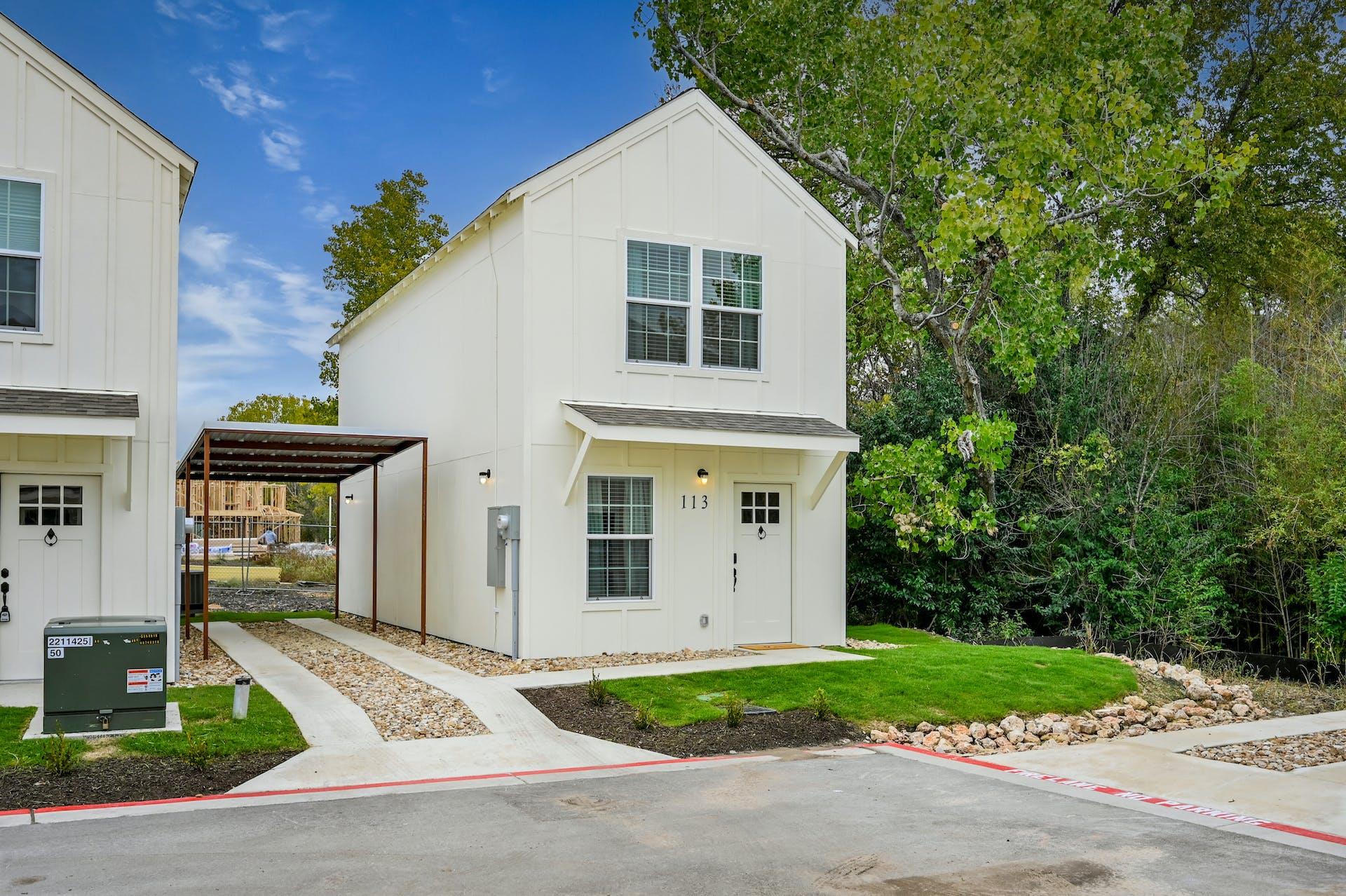 230 Debus Dr 113 Property Photo