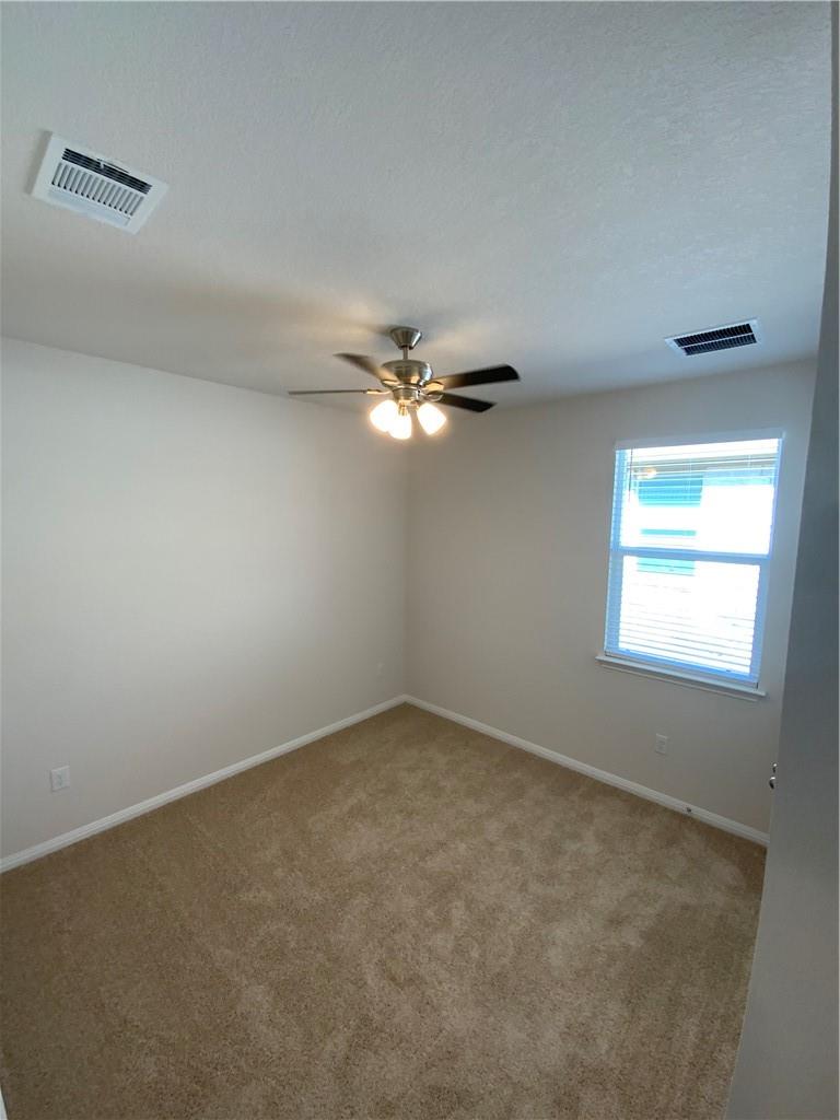 252 Sunniberg Loop Property Photo 8