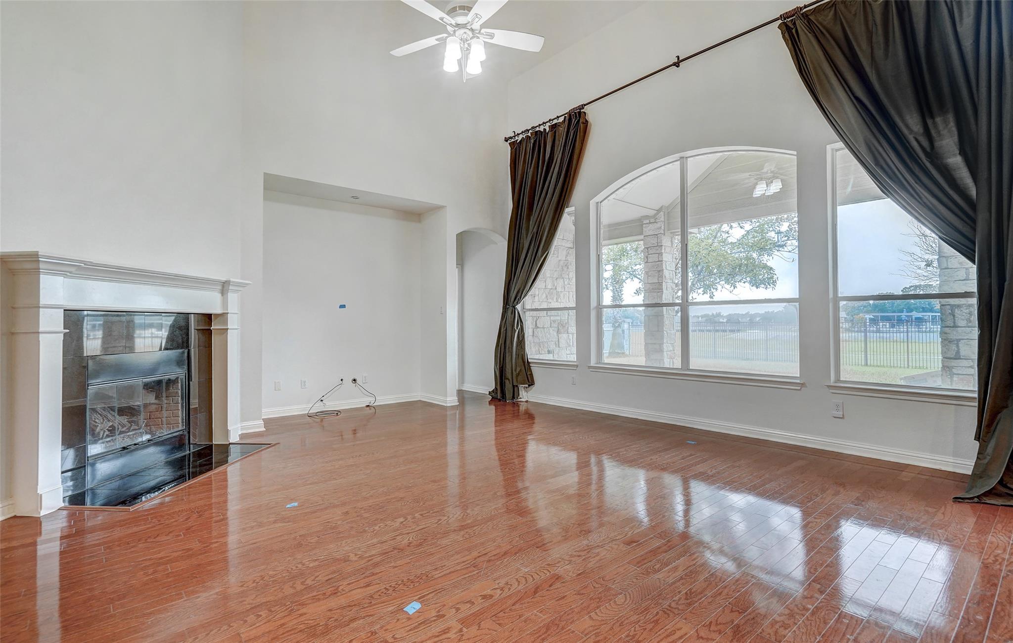3129 Goldenoak Cir Property Photo 6