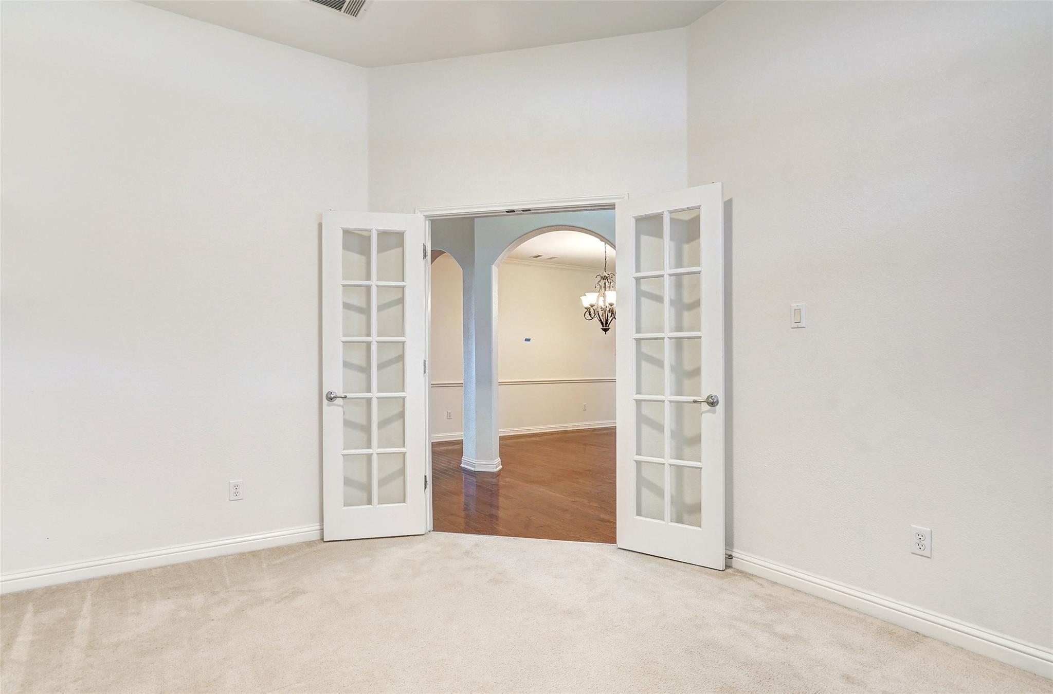 3129 Goldenoak Cir Property Photo 18