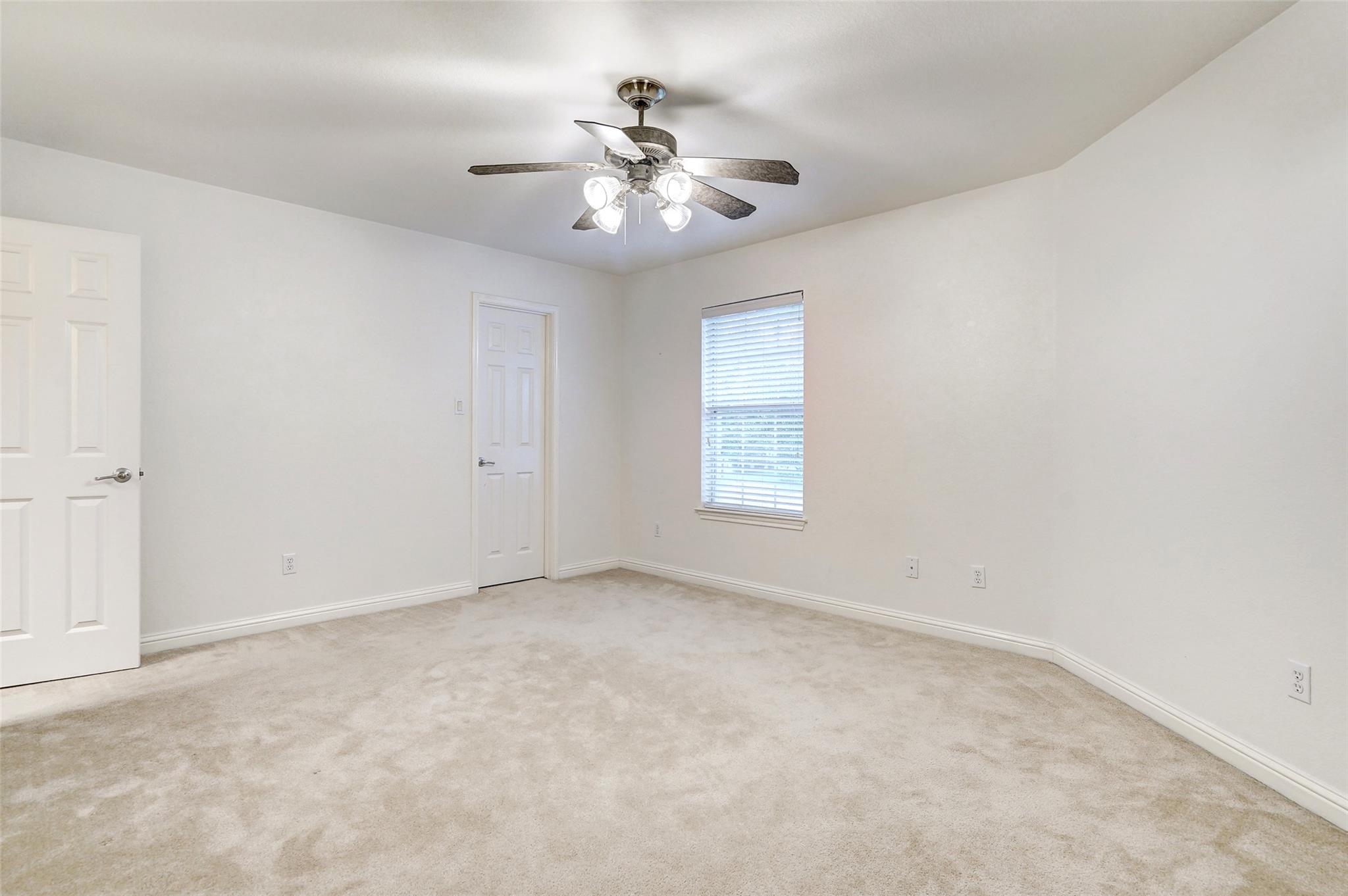 3129 Goldenoak Cir Property Photo 30