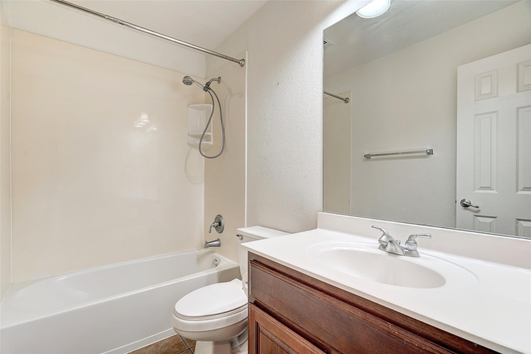 3129 Goldenoak Cir Property Photo 32