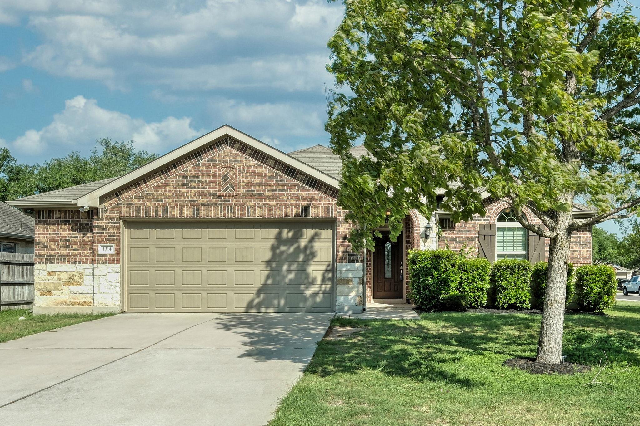 1314 Star Mdw Property Photo