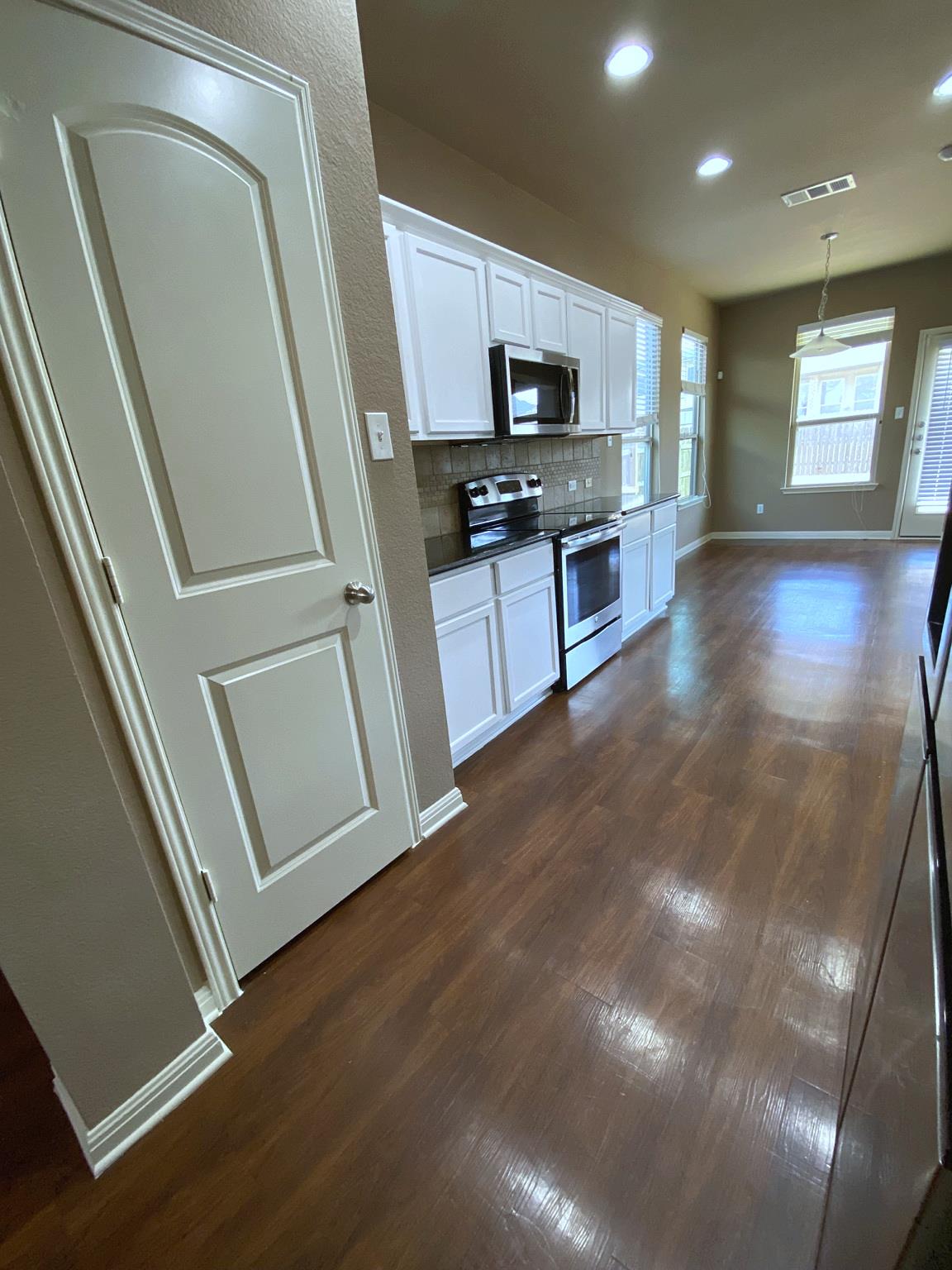 3416 Greyfriar Dr Property Photo 19